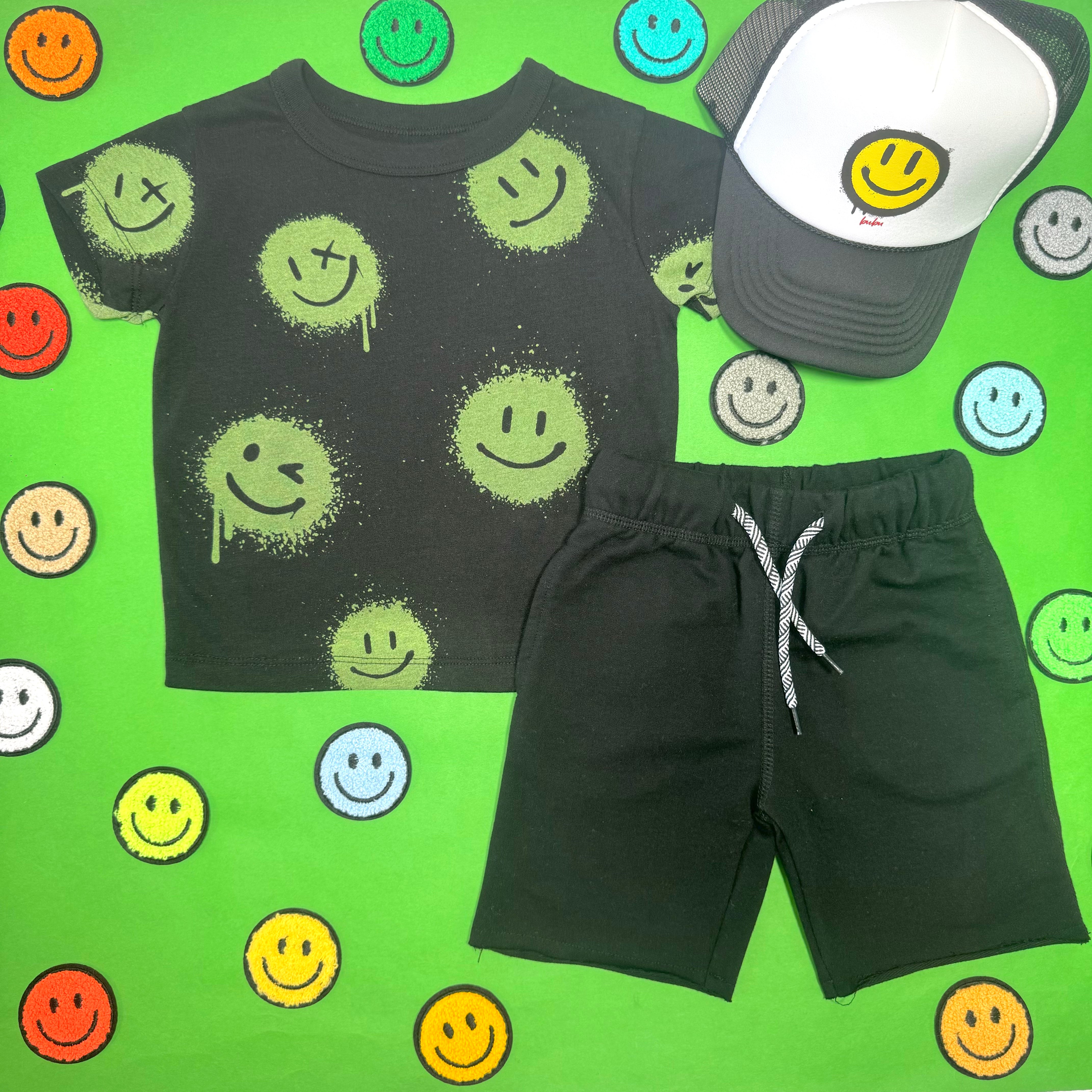 Graffiti Smiles T-Shirt - Trendy Graphic Tee for Men & Women | Perfect for Casual Wear, Street Style & Everyday Outfits