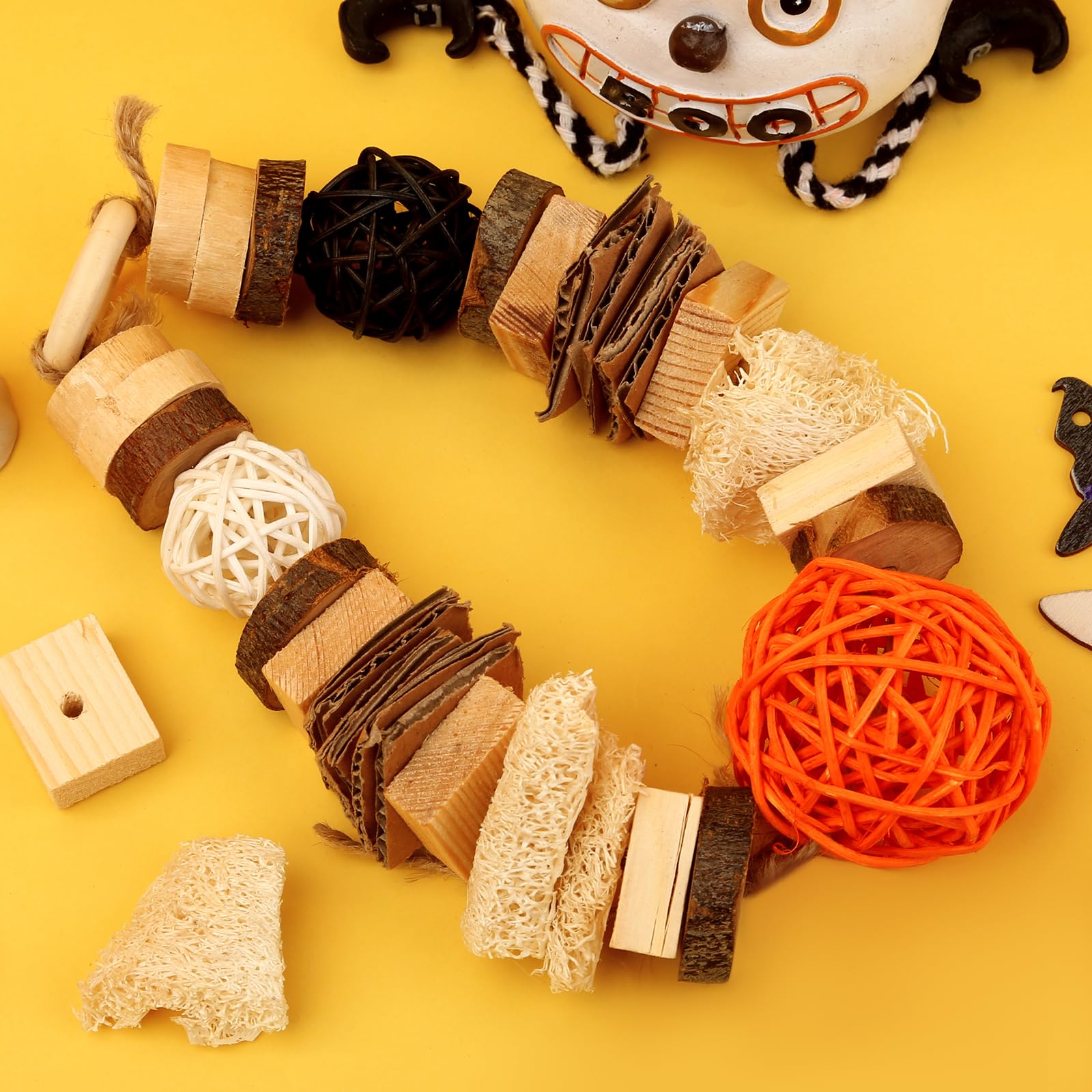 Natural Wood Chew Toys for Guinea Pigs, Rabbits, Chinchillas & Small Pets - Hanging Teeth Grinding Enrichment Toys for Cage Boredom Relief | Perfect for Small Animal Dental Health & Playtime Stimulation