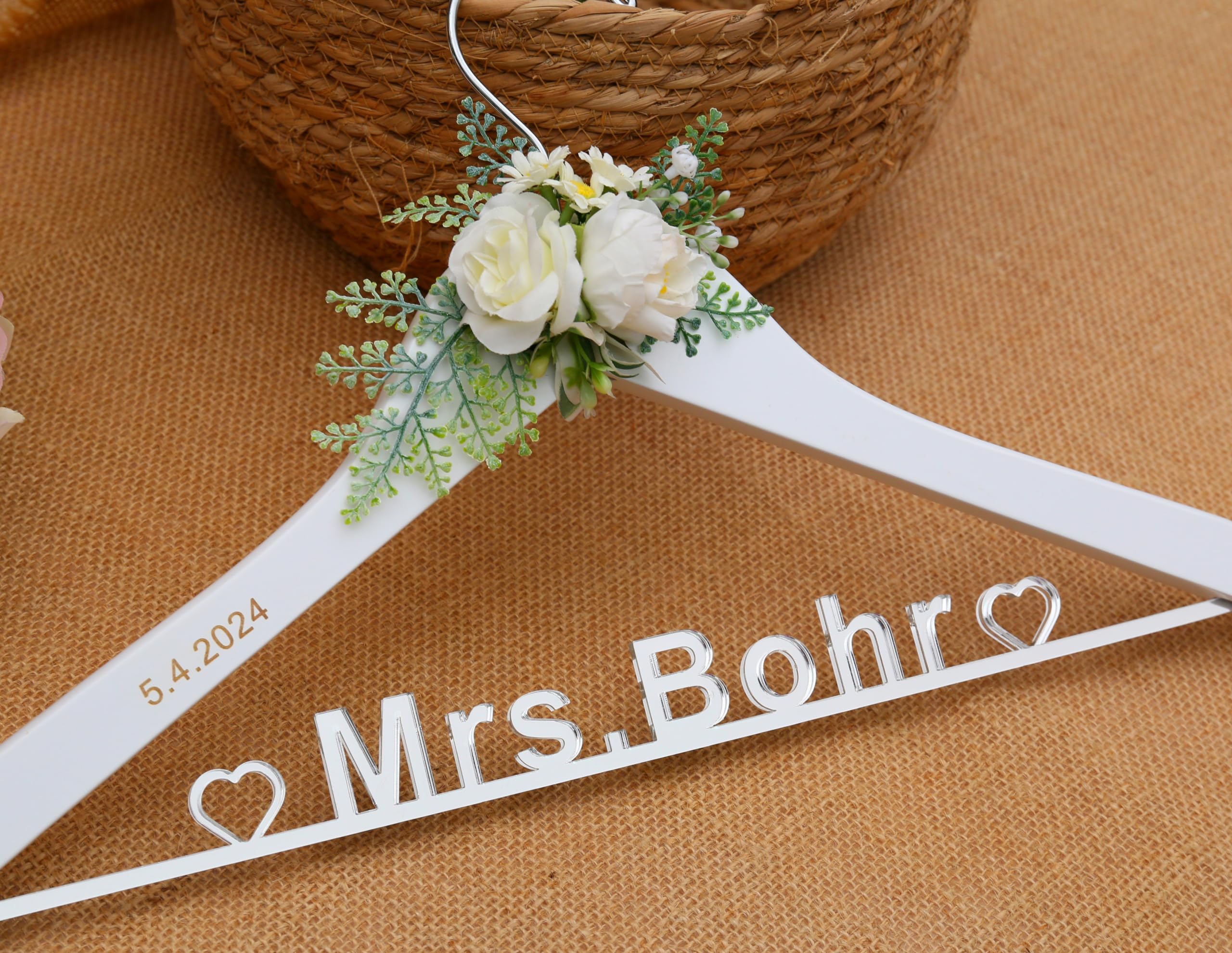 Personalized Wooden Wedding Hanger - Custom Bride & Bridesmaid Hangers with Engraved Names - Perfect for Wedding Gifts, Bridal Showers & Doctor Graduation Celebrations