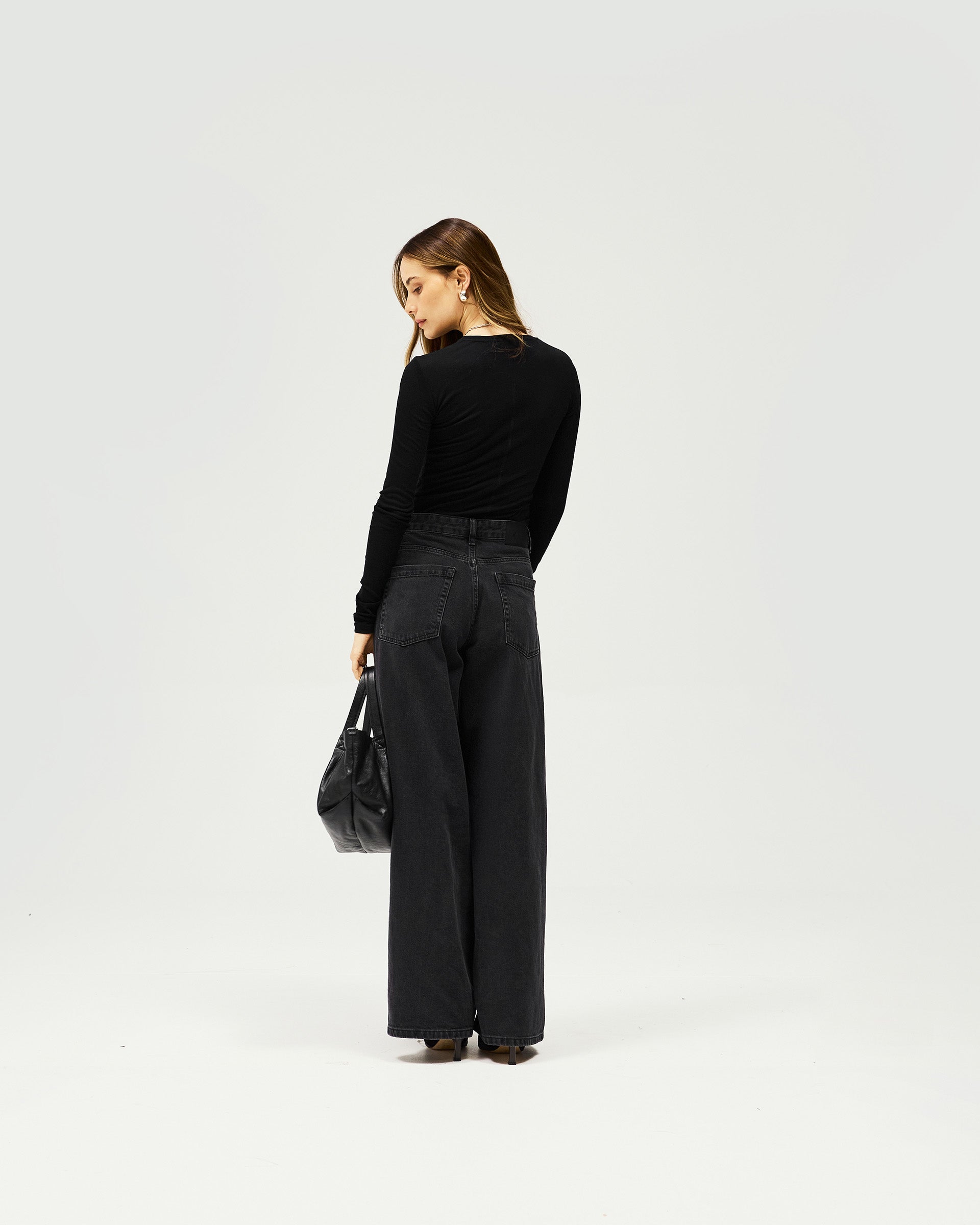 Trigger Long Sleeve Shirt - Black - Comfortable & Stylish for Outdoor Activities & Casual Wear