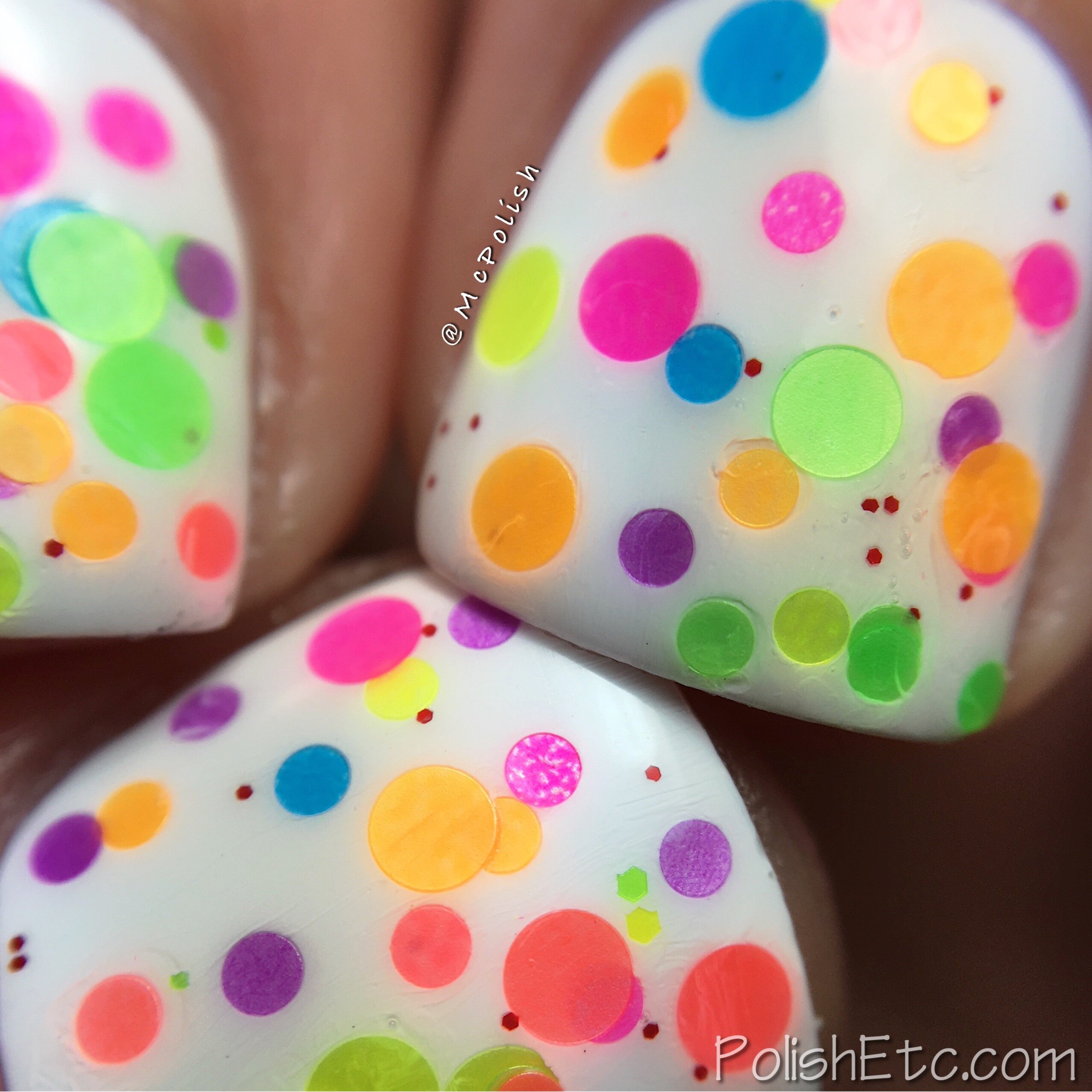 Upside Round Nail Polish 0.5oz - Salon Quality for Home Manicures