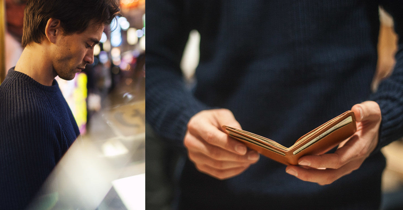 Bellroy Carry Out Wallet - Slim RFID Blocking Travel Wallet for Men & Women | Perfect for Everyday Use, Travel & Business (Black)