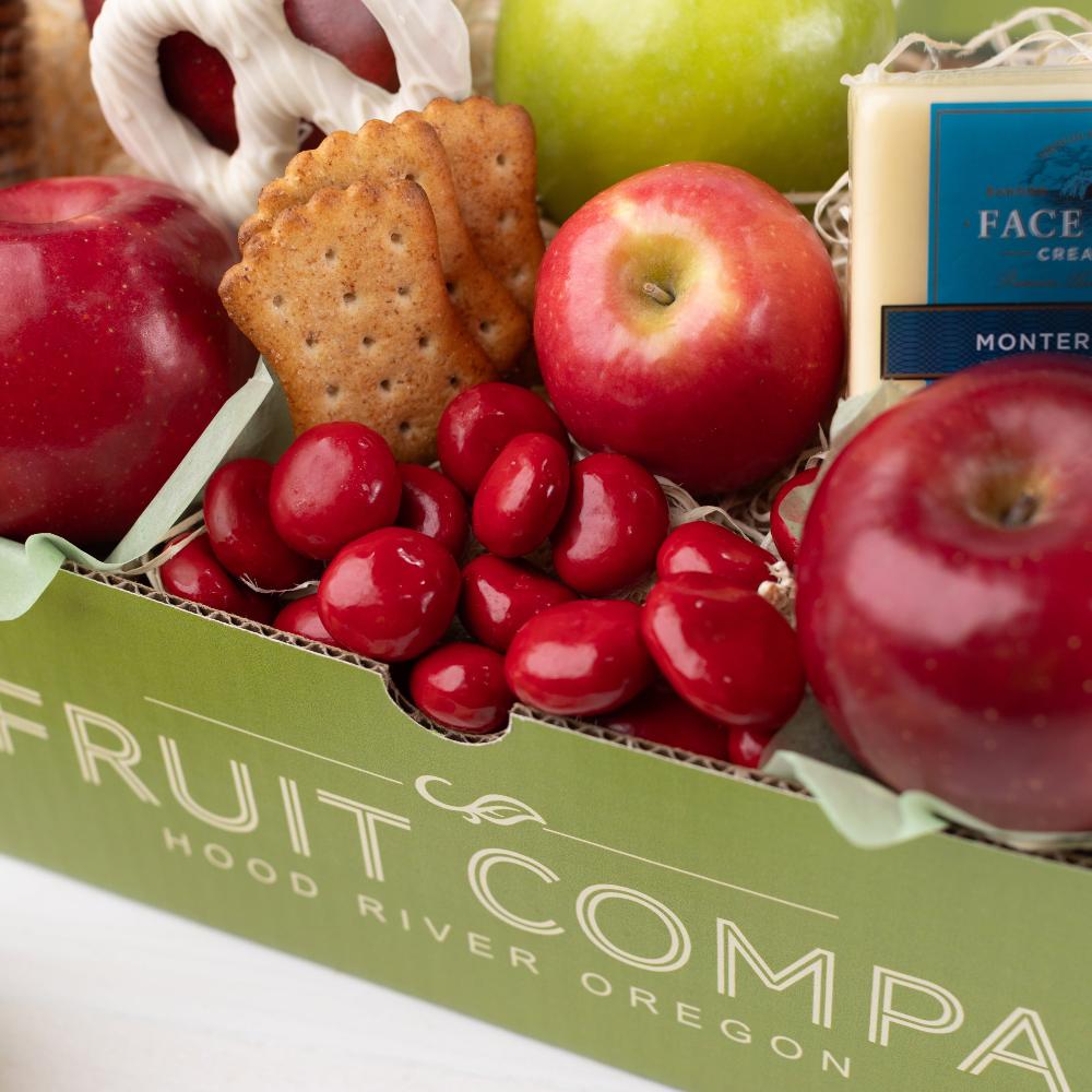 Classic Holiday Gift Box - Elegant Christmas Present Set for Family & Friends | Perfect for Corporate Gifts, Secret Santa & Holiday Parties