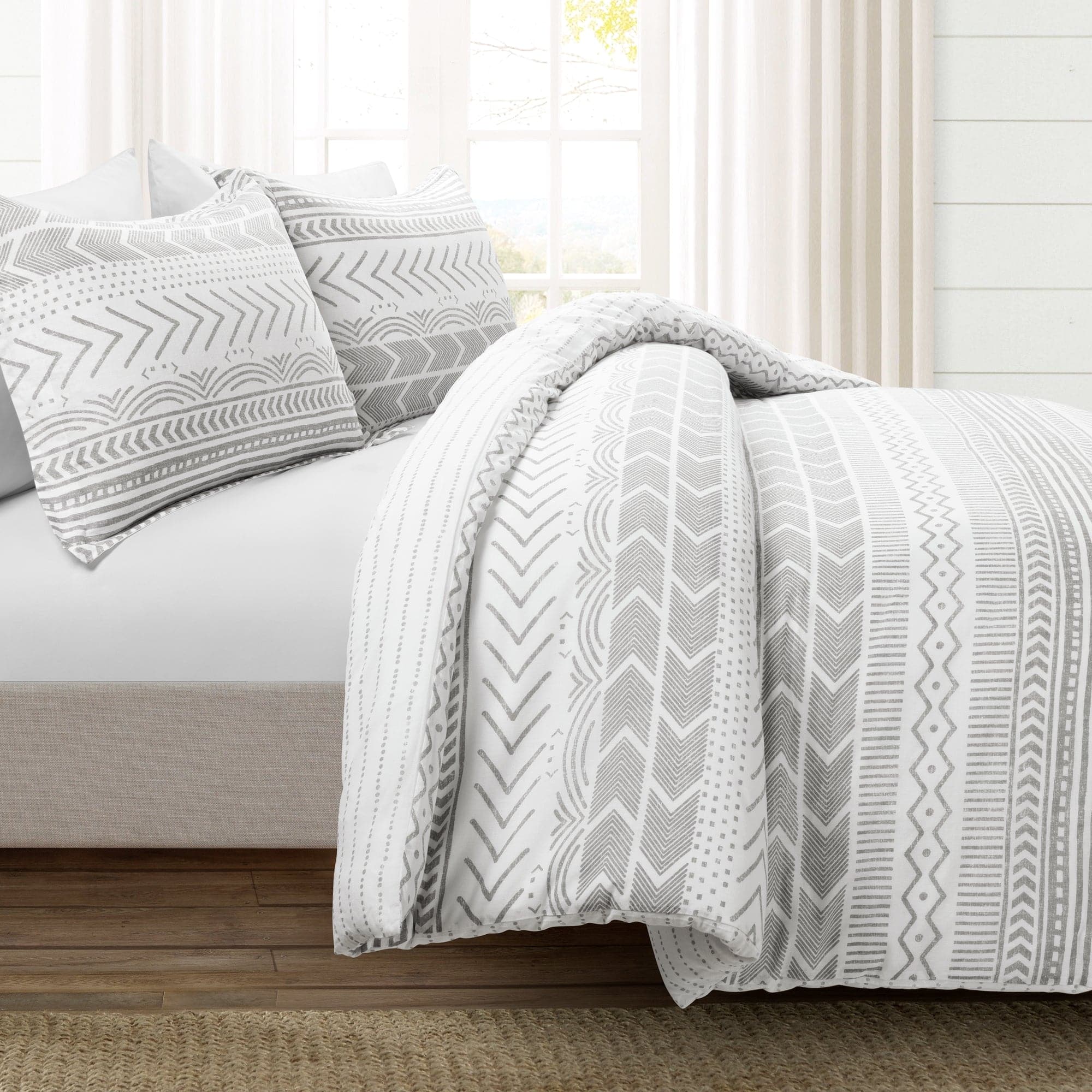 Hygge Geo Reversible Cotton Duvet Cover 3 Piece Set - Soft & Breathable Bedding Set for All Seasons - Perfect for Master Bedroom, Guest Room & Dorm Decor