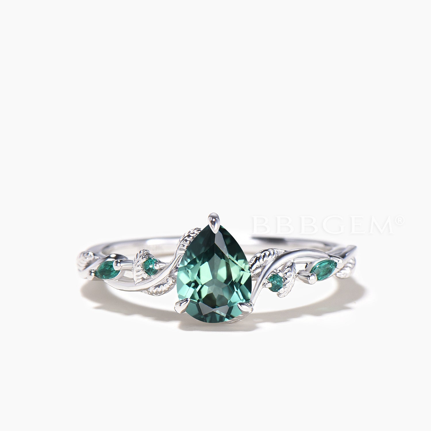 Exquisite Teardrop Cut Green Sapphire & Moissanite Twisted Engagement Ring Set for Women – Perfect for Bridal, Wedding, and Anniversary Gifts