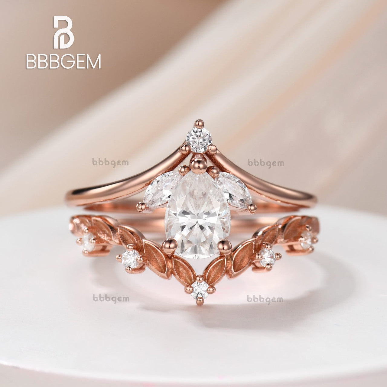 Pear & Marquise Floral Moissanite Engagement Ring Set with V-Shaped Leafy Wedding Band – Elegant Bridal Jewelry for Proposals, Anniversaries & Special Occasions