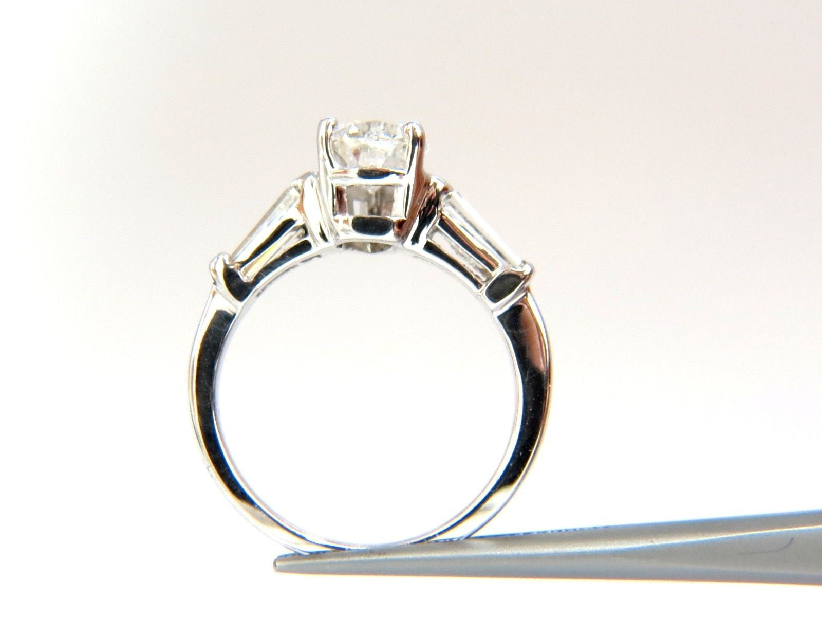1.74CT GIA Certified Natural Pear Brilliant Diamond Ring - Classic Three Stone Engagement Ring for Women, Perfect for Proposals, Anniversaries & Special Occasions