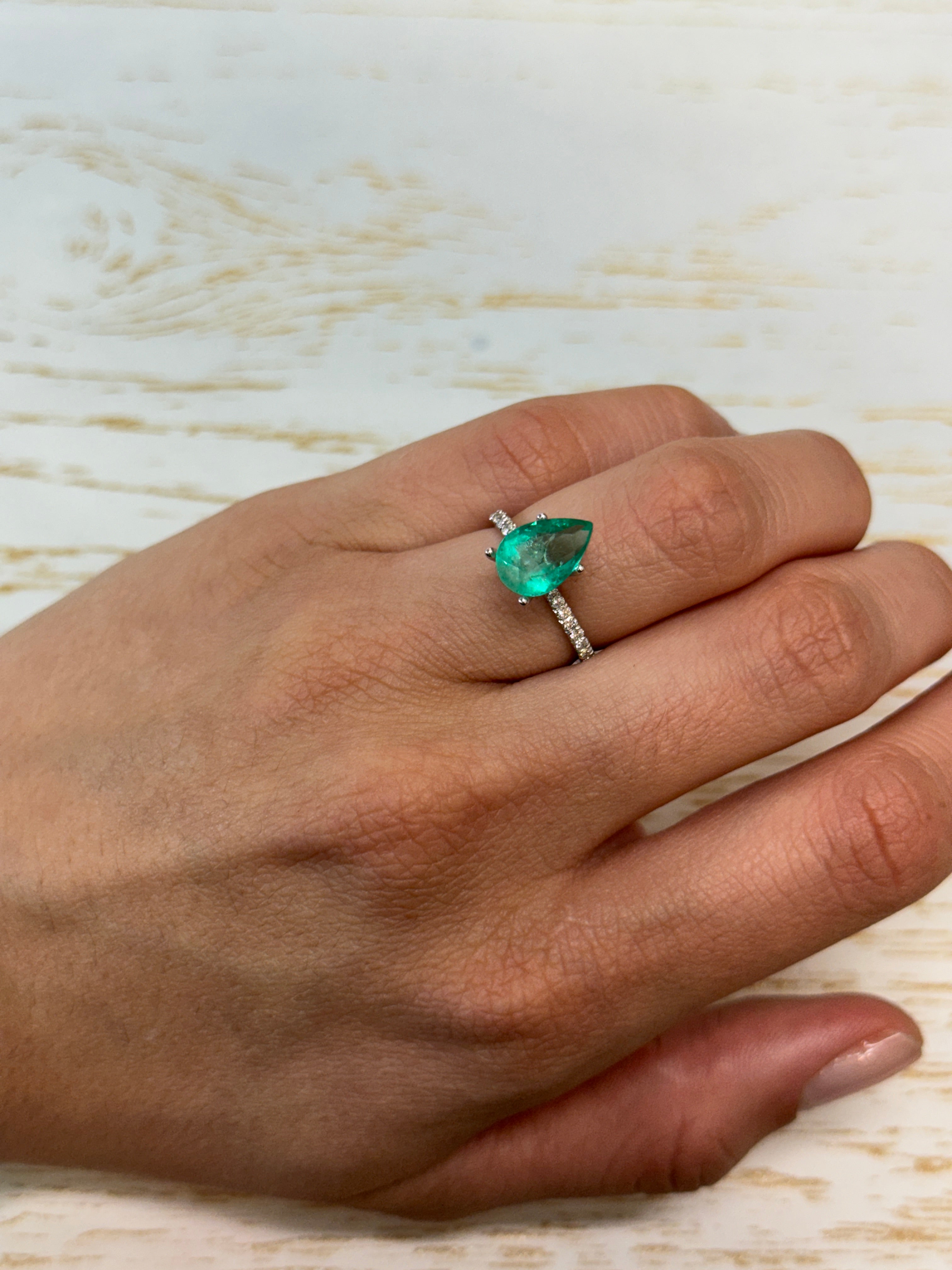 2.68 Carat 11x8mm Natural Colombian Loose Emerald Pear Cut Gemstone for Jewelry Making & Engagement Rings