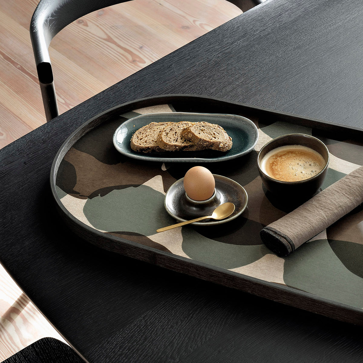 Oak Black Arc Dining Table - Modern Wooden Dining Table for Home & Kitchen - Perfect for Family Gatherings & Dinner Parties