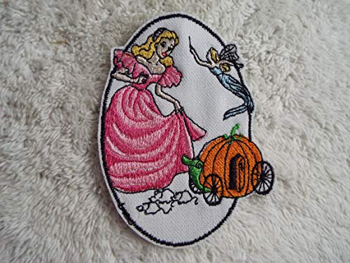 Cinderella Pumpkin Embroidered Iron-on Patch for Jackets, Bags & DIY Crafts - Disney Princess Costume Accessory