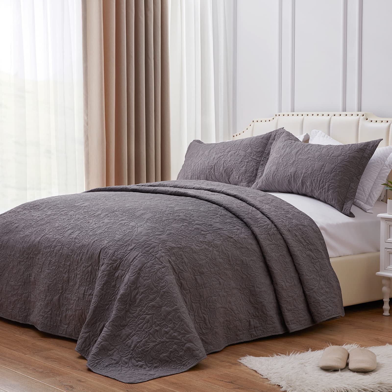 SunStyle Home Twin Size Lightweight Summer Grey Quilt Set - Down-Alternative All Season Bedding - Soft Quilt & Pillow Sham Coverlet (2-Piece) | Perfect for Guest Rooms, Dorms & Cozy Bedroom Decor