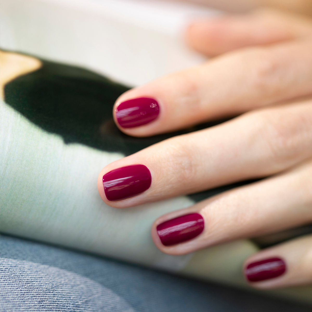Green Flash LED Gel Polish - Long Lasting UV Nail Polish for Salon & Home Manicures - Perfect for Nail Art, Parties & Special Occasions