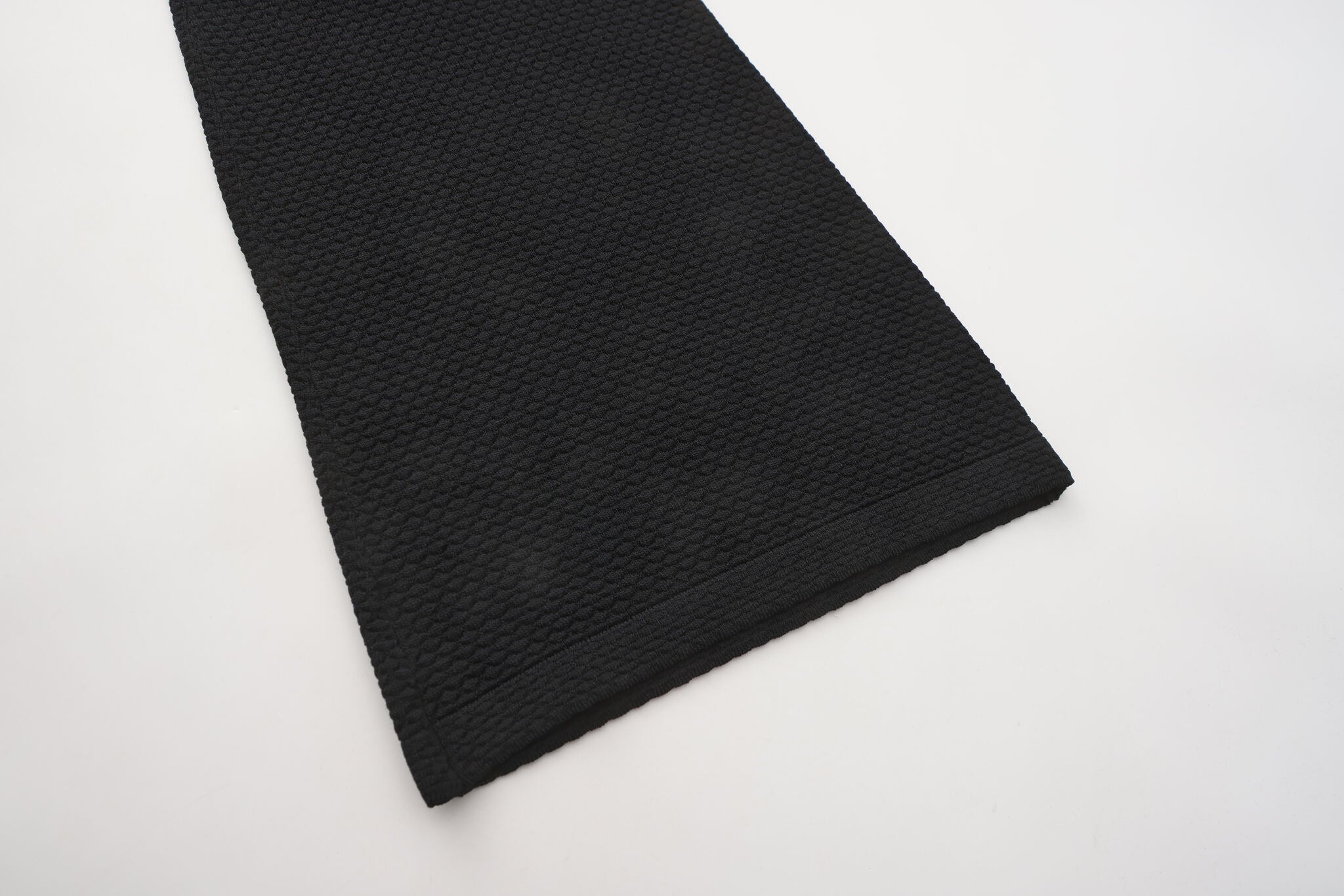 24Fpfflmxx045 Black - High-Quality Durable Film for Photography & Videography - Perfect for Outdoor Shoots, Studio Lighting, and Professional Video Production