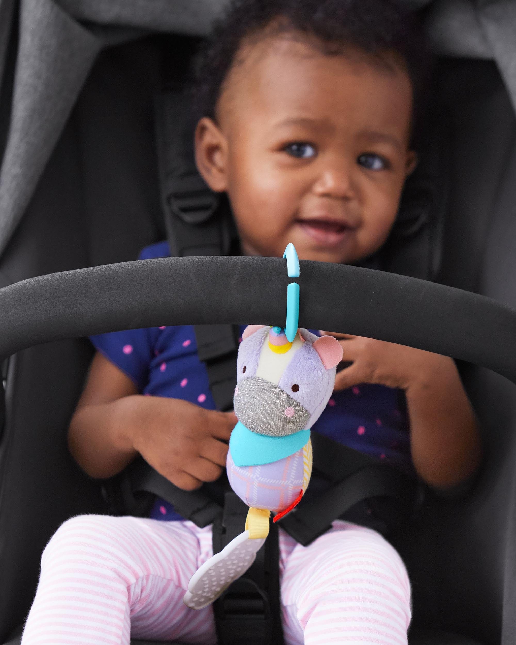 Skip Hop Bandana Buddies Chime Buddies - Soft Baby Teething Toy with Rattle & Textured Chewers - Perfect for Soothing Sore Gums & Sensory Play