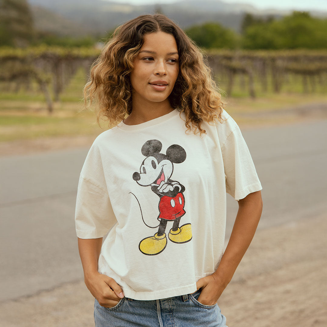 Disney Mickey Mouse Oversized T-Shirt for Men & Women - Soft Cotton, Comfortable Fit - Casual Wear, Lounge, Gifts for Disney Fans