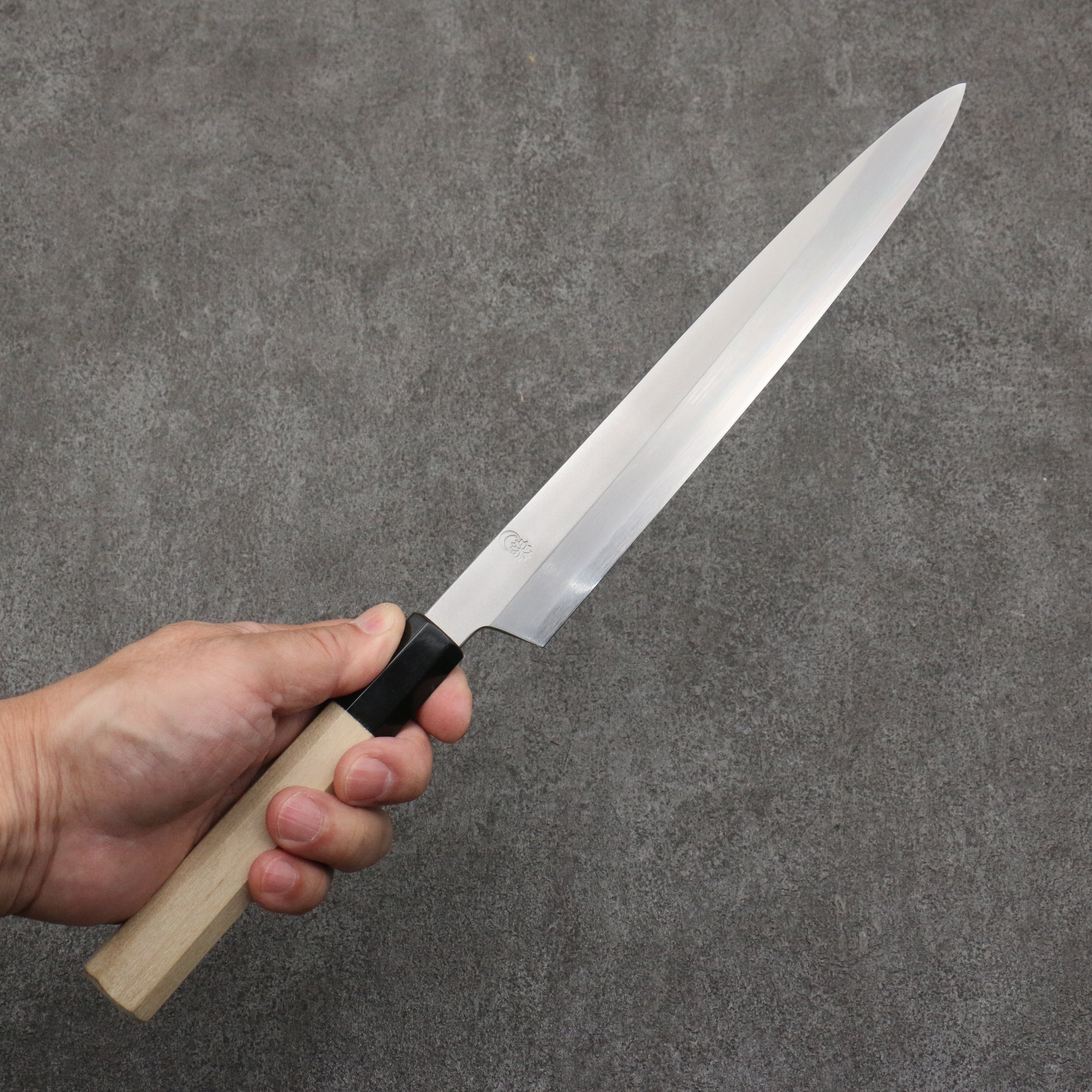 Premium Kikuzuki Silver Steel No.3 Yanagiba Sushi Knife 240mm with Magnolia Wood Handle - Professional Japanese Sashimi & Sushi Preparation Tool for Chefs & Home Cooks