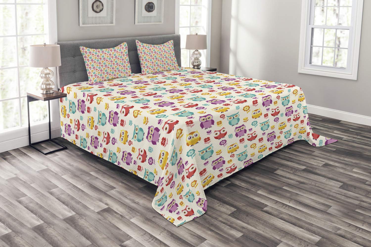 Ambesonne Owls Bedspread Set - 3 Piece King Size Floral Bedding with 2 Pillow Shams, Vibrant Lilies Poppies & Daisies Design, Nostalgic Multicolor Owl Pattern - Perfect for Boho Chic Bedroom Decor & Cozy Home Styling