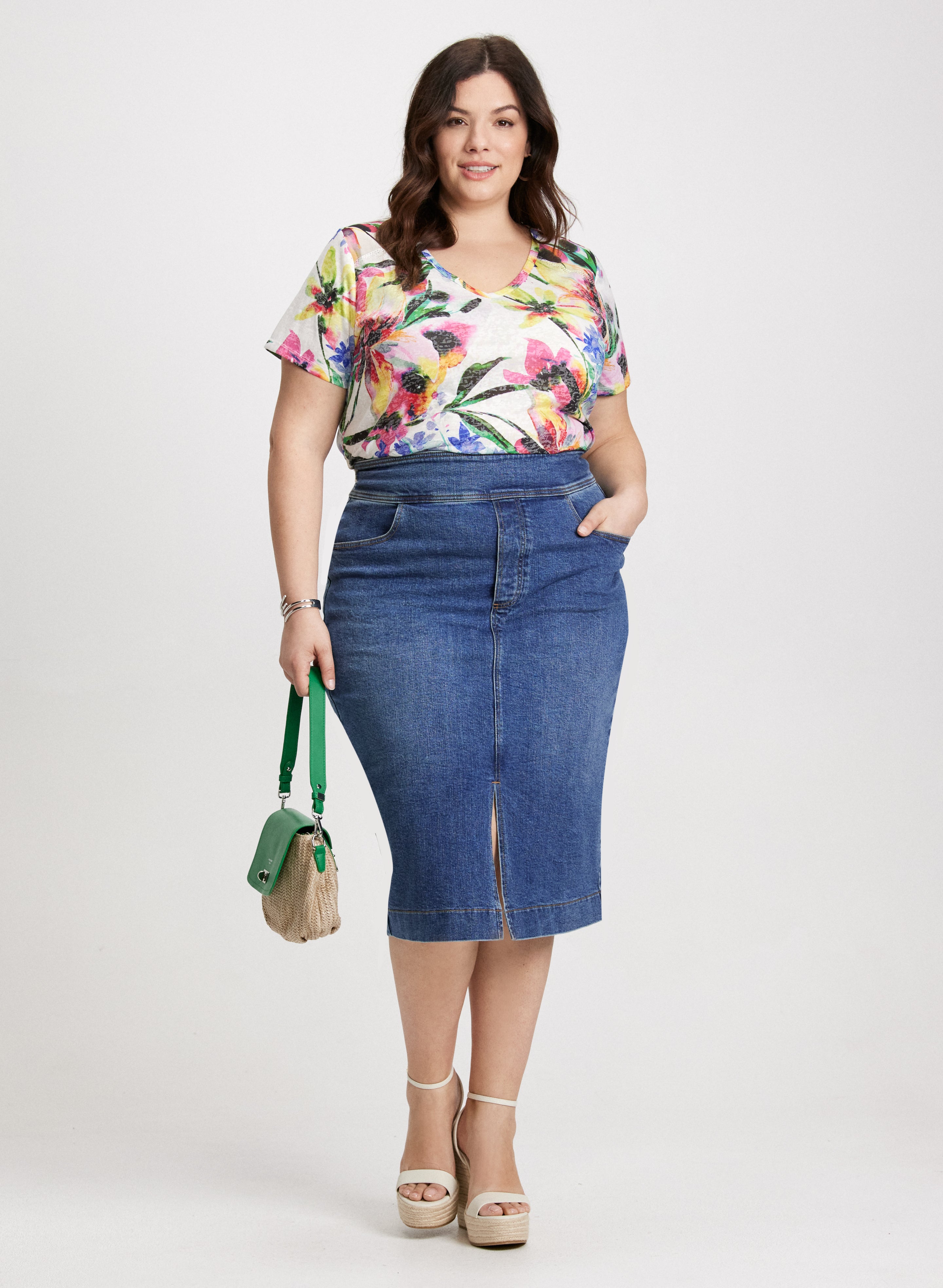 Floral Print Heathered T-Shirt for Women - Soft Vintage Style Cotton Tee - Perfect for Casual Wear, Summer Outfits & Layering