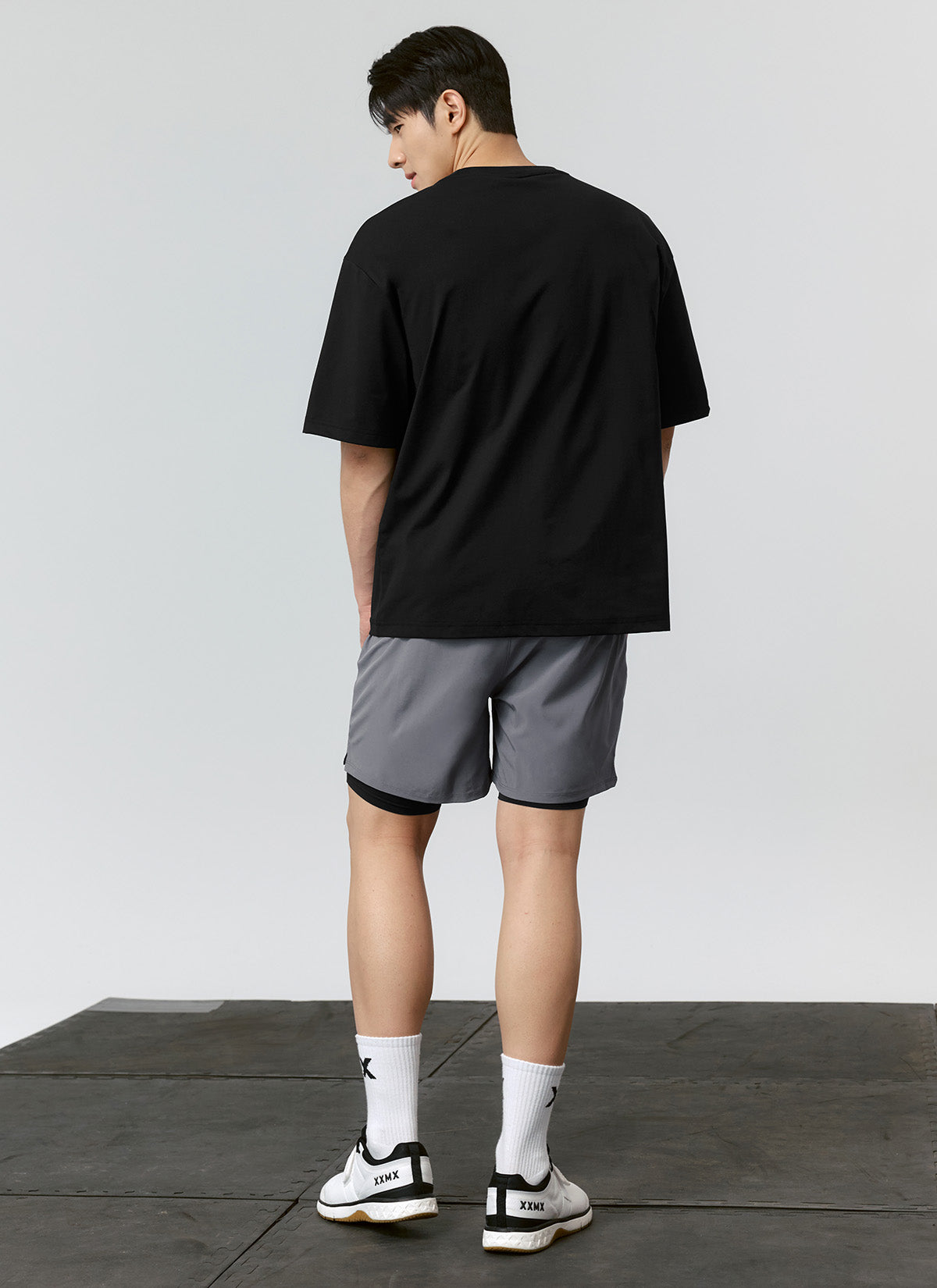 Cool Breeze Oversized Pocket Short Sleeve T-Shirt for Men - Comfortable Casual Summer Tee for Outdoor Activities & Lounge Wear