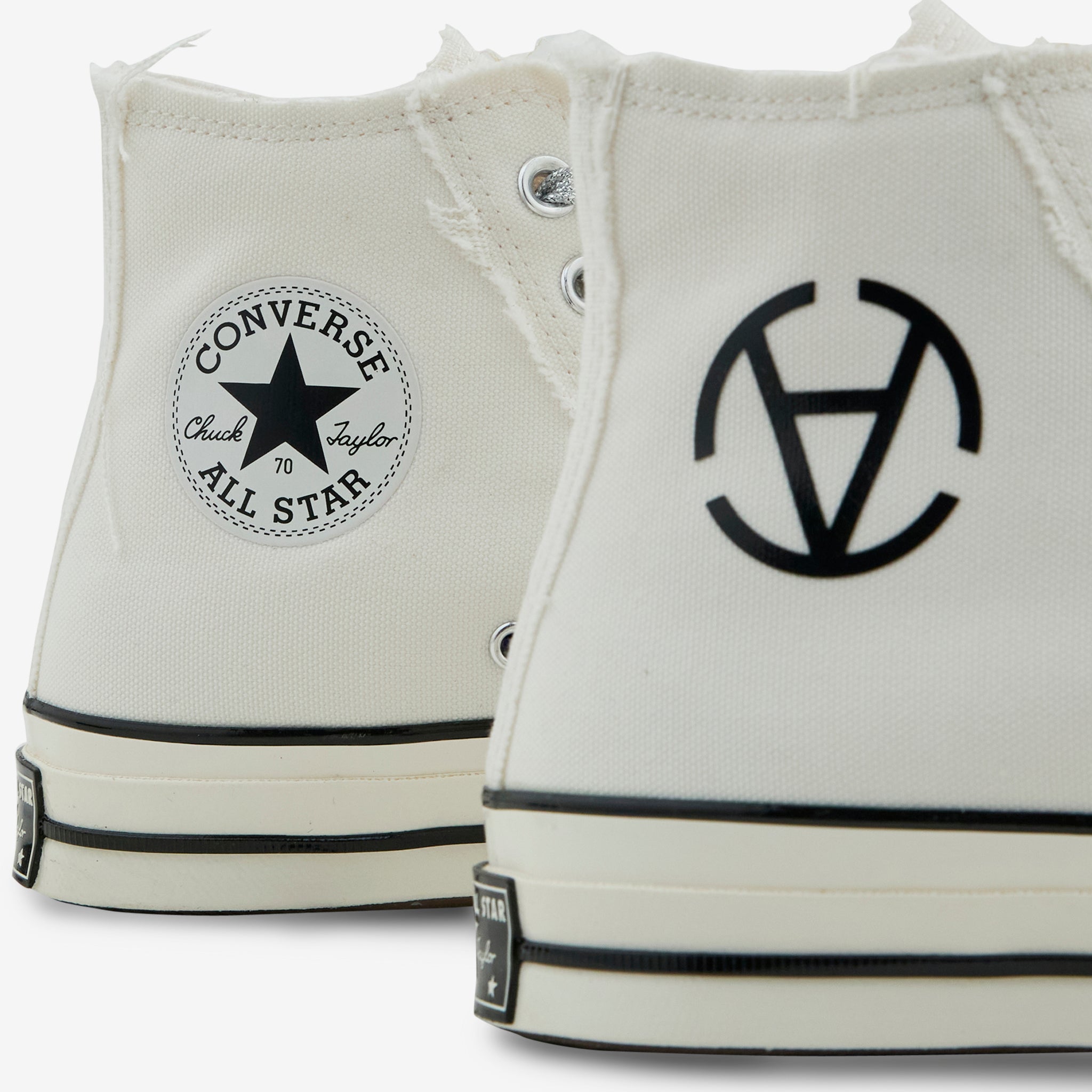 Converse Chuck '70 Hi Top Vintage White Sneakers - Classic Unisex Casual Shoes for Men & Women - Perfect for Streetwear, Skateboarding & Everyday Fashion