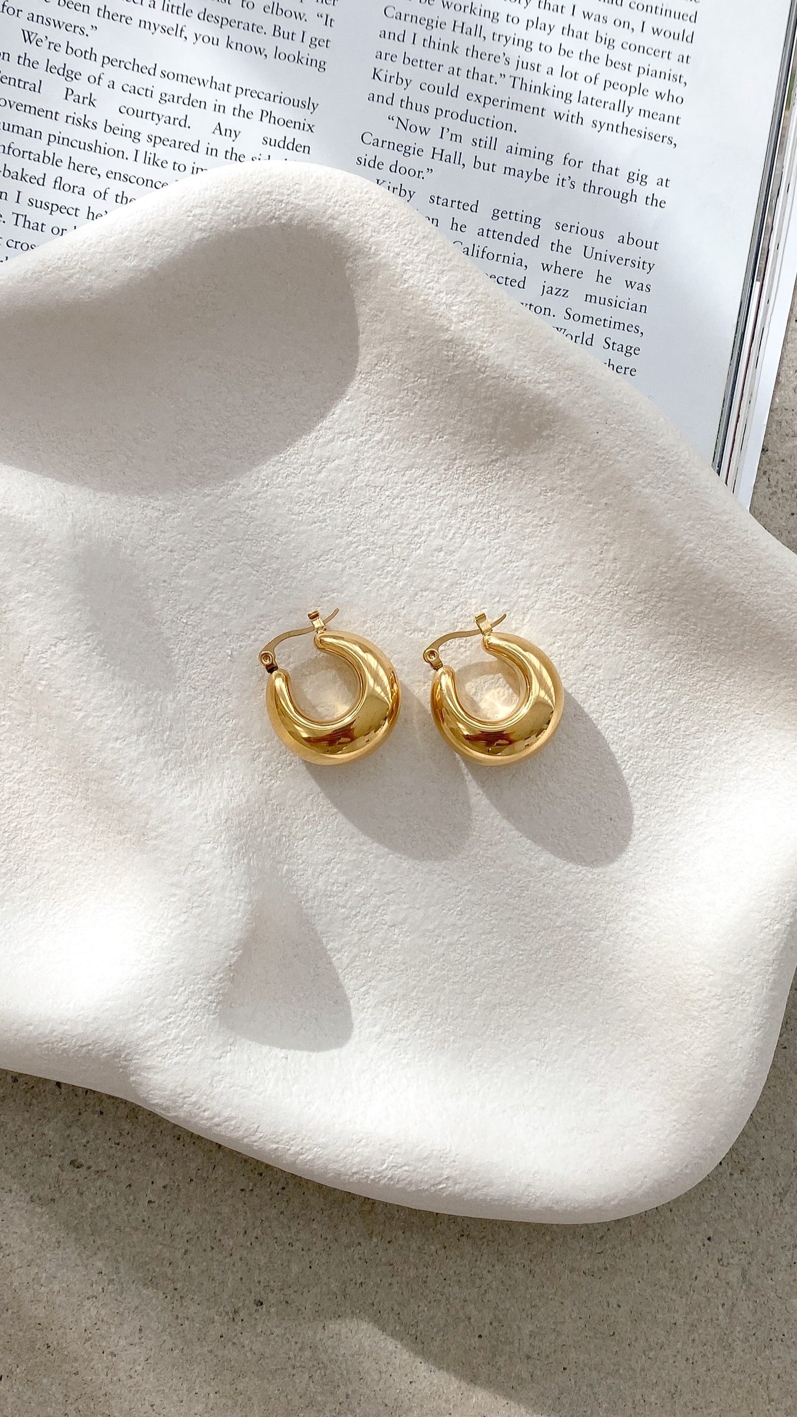 Forte Gold Hoop Earrings for Women - Elegant & Stylish Jewelry for Everyday Wear, Parties & Special Occasions