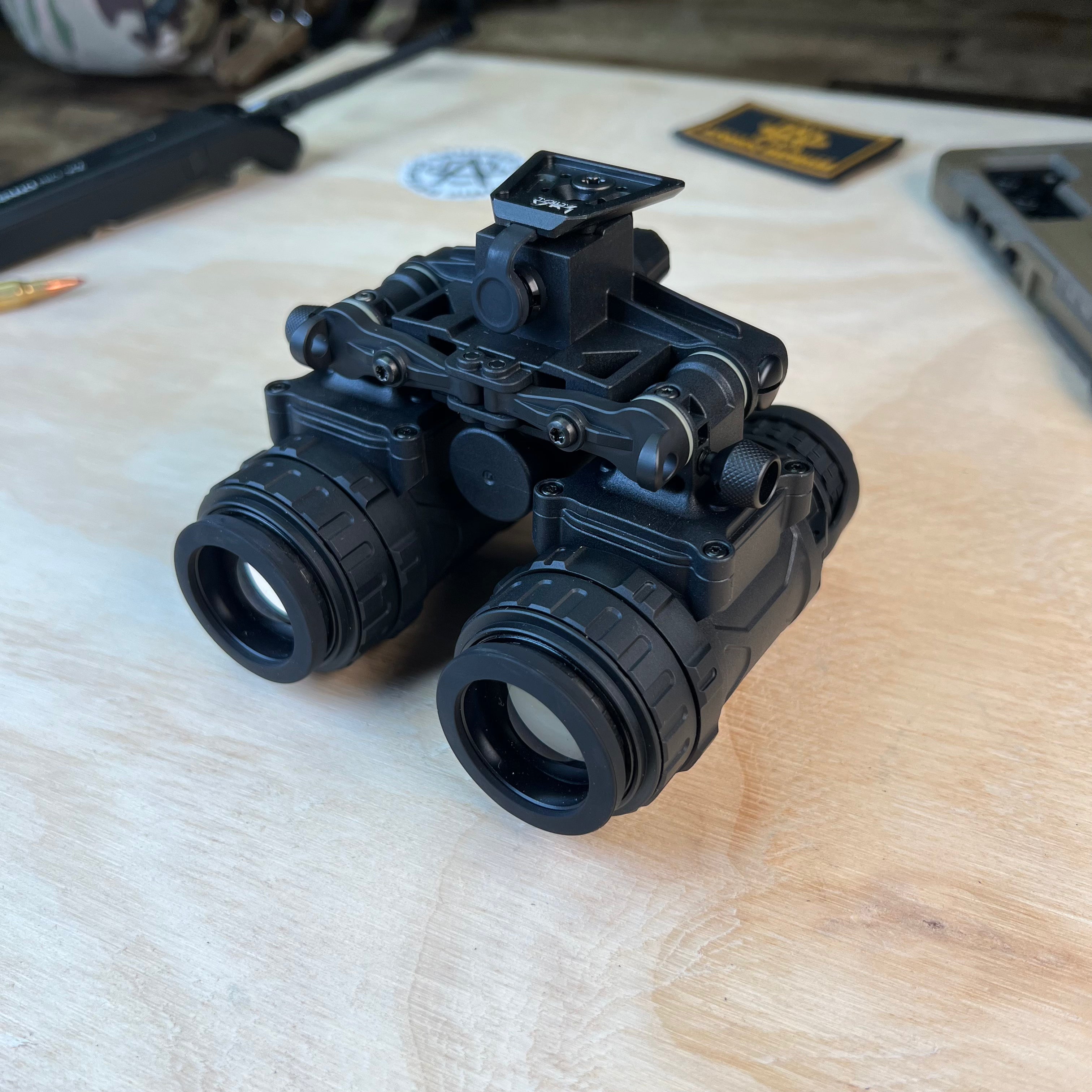 RNV 31 Gen 2+ White Phosphor Night Vision Goggles - Lightweight Complete Kit for Hunting, Security & Outdoor Adventures