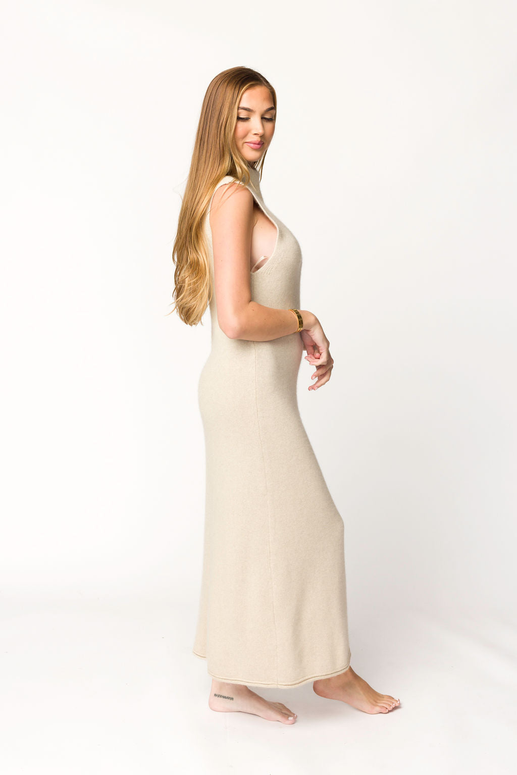 Quinn Women's Long Sleeve Turtleneck Maxi Dress in Beige - Elegant Winter Midi Dress for Holiday Parties & Office Wear
