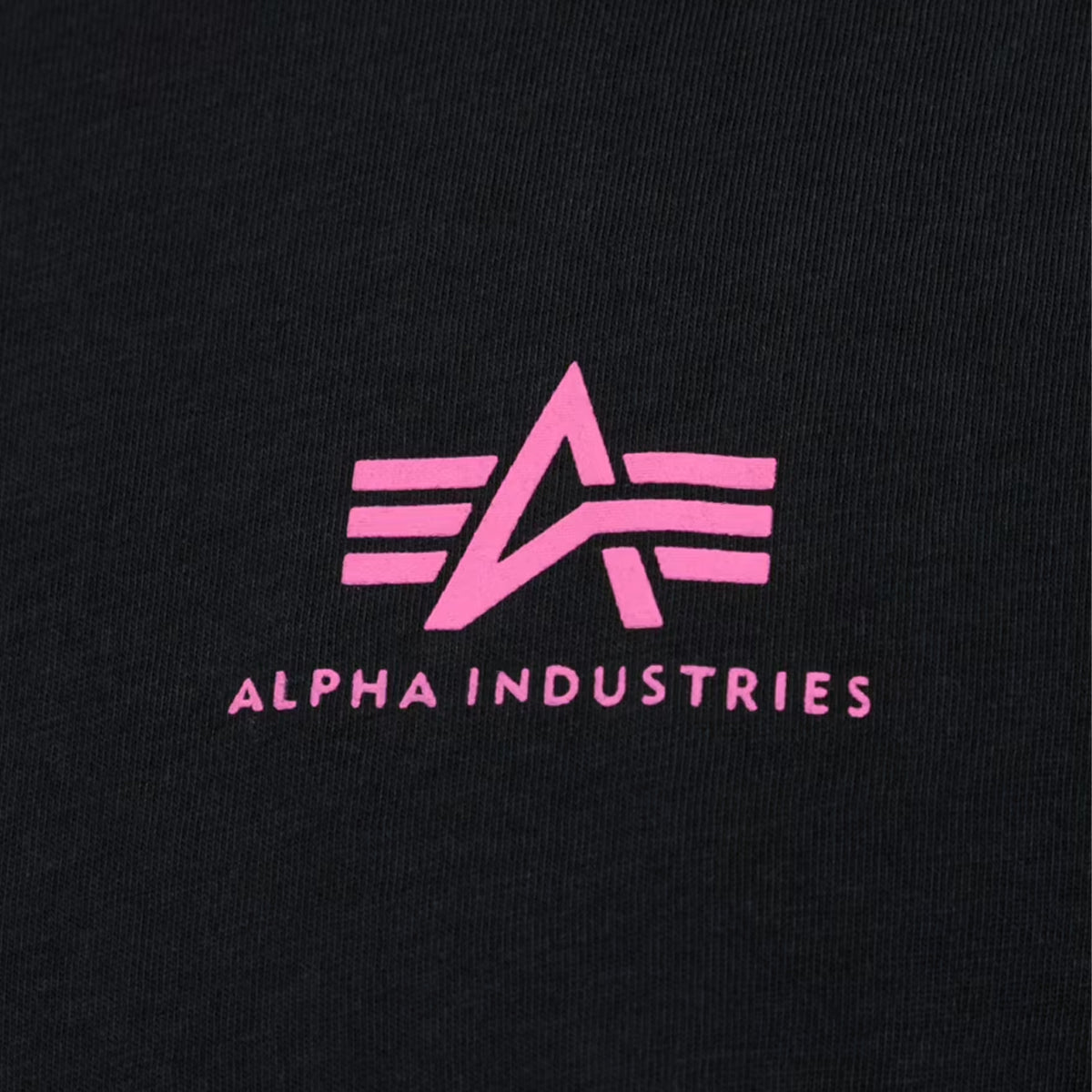 Alpha Industries Basic T-Shirt Small Logo Black Magenta - Men's Casual Cotton Tee for Everyday Wear & Street Style
