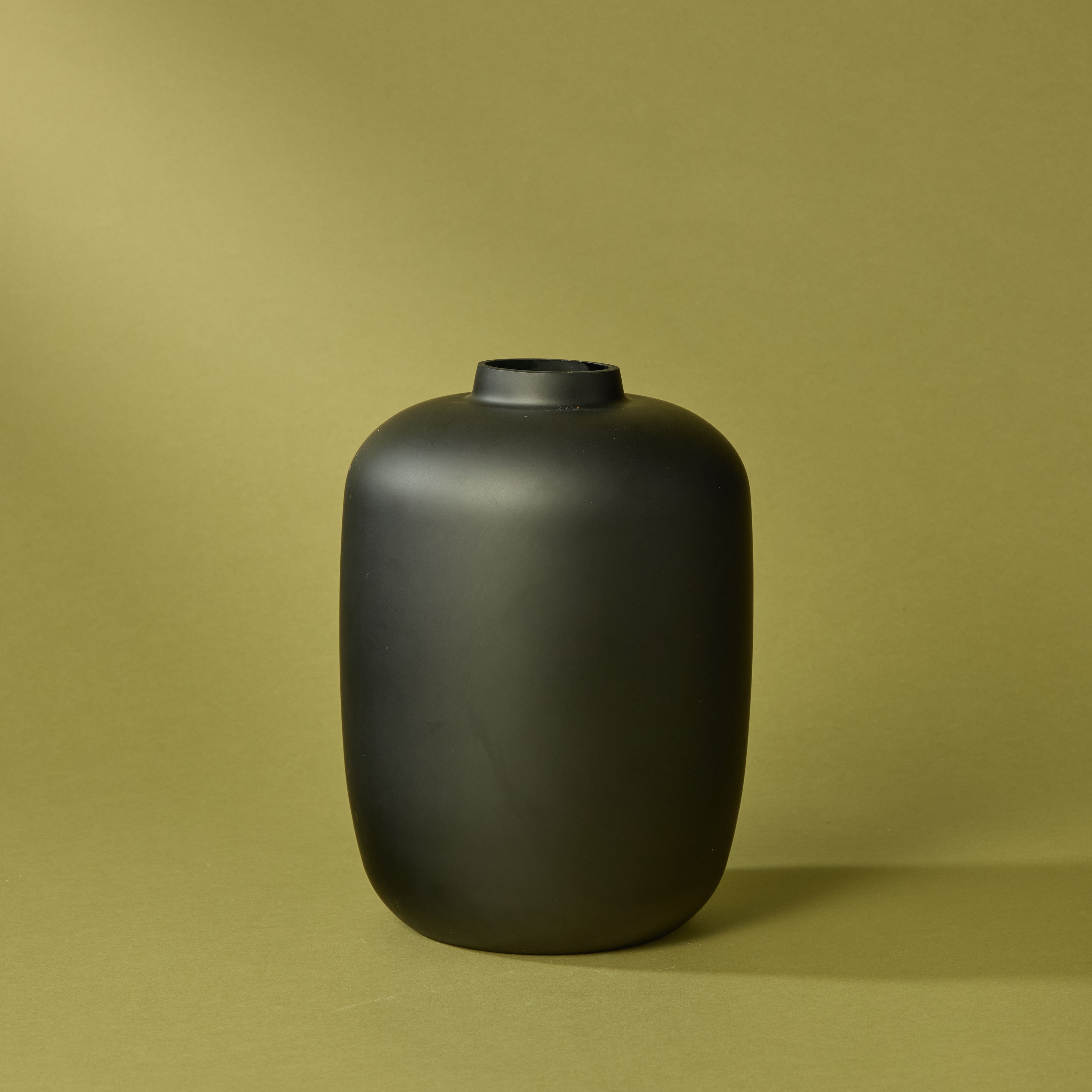 Sophie Vase Tall 27cm - Elegant Black Ceramic Floor Vase for Home Decor, Living Room Centerpiece, Wedding & Event Decoration
