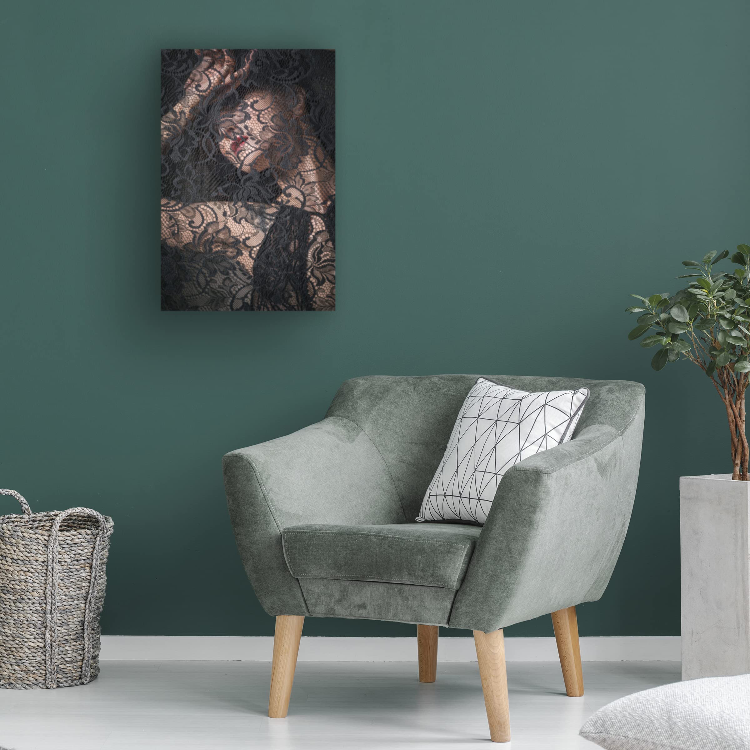 Trademark Fine Art 'Keiko' Canvas Wall Art by Daisuke Kiyota - Japanese Contemporary Painting for Living Room & Office Decor