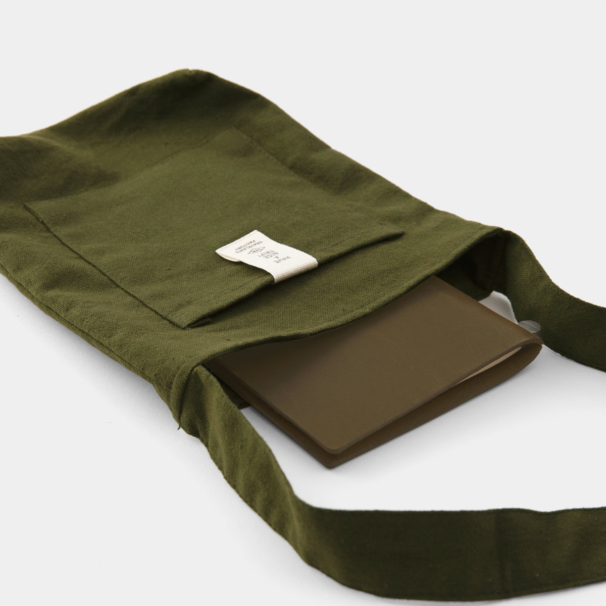 TRAVELER'S COMPANY Traveler's Factory Sacoche Olive - Premium Canvas Crossbody Bag for Travel, Work & Everyday Use