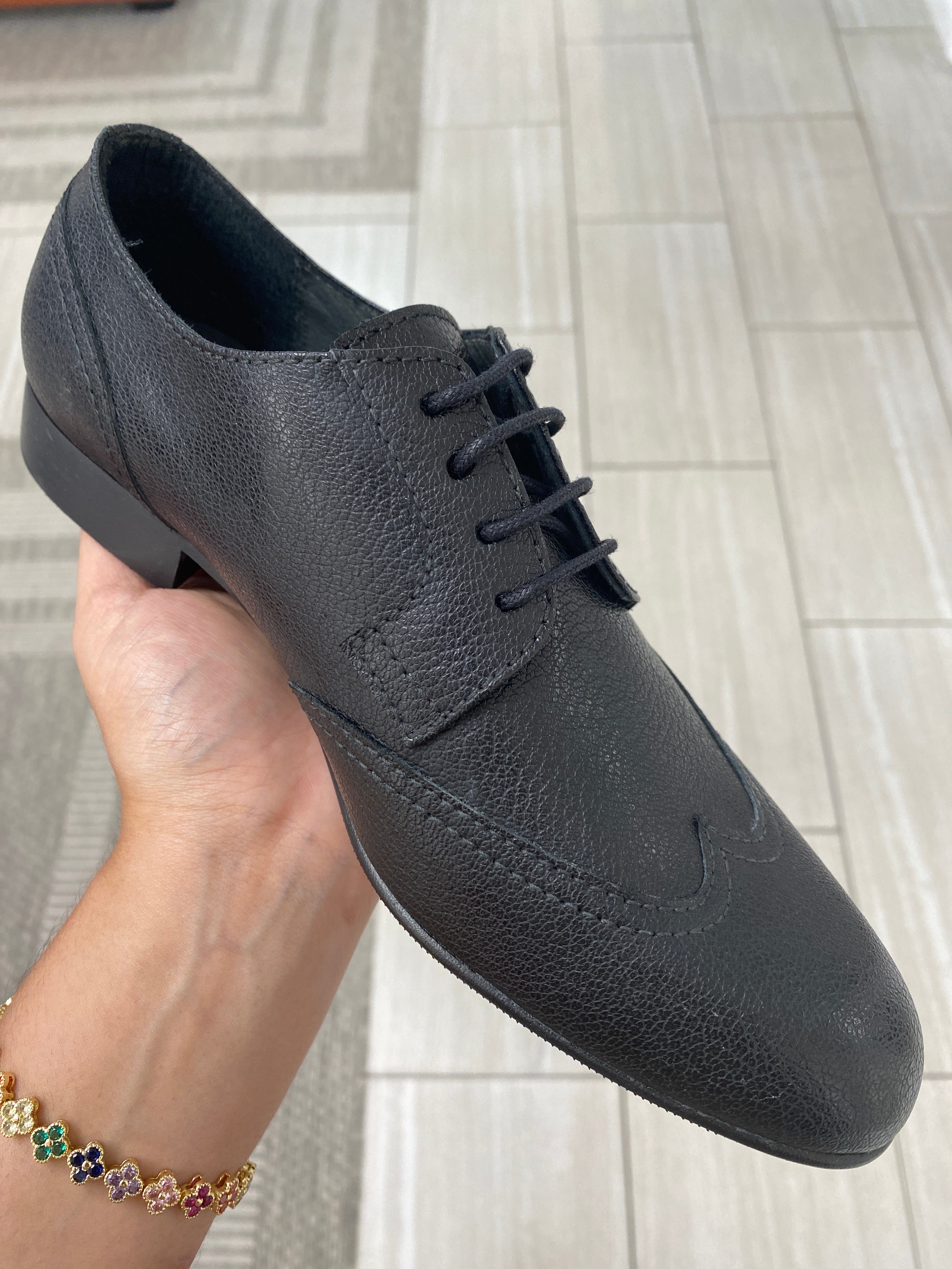 Beberlis Men's Black Leather Wingtip Dress Shoes for Business & Formal Occasions - Comfortable Oxford Shoes for Work, Weddings & Office Wear