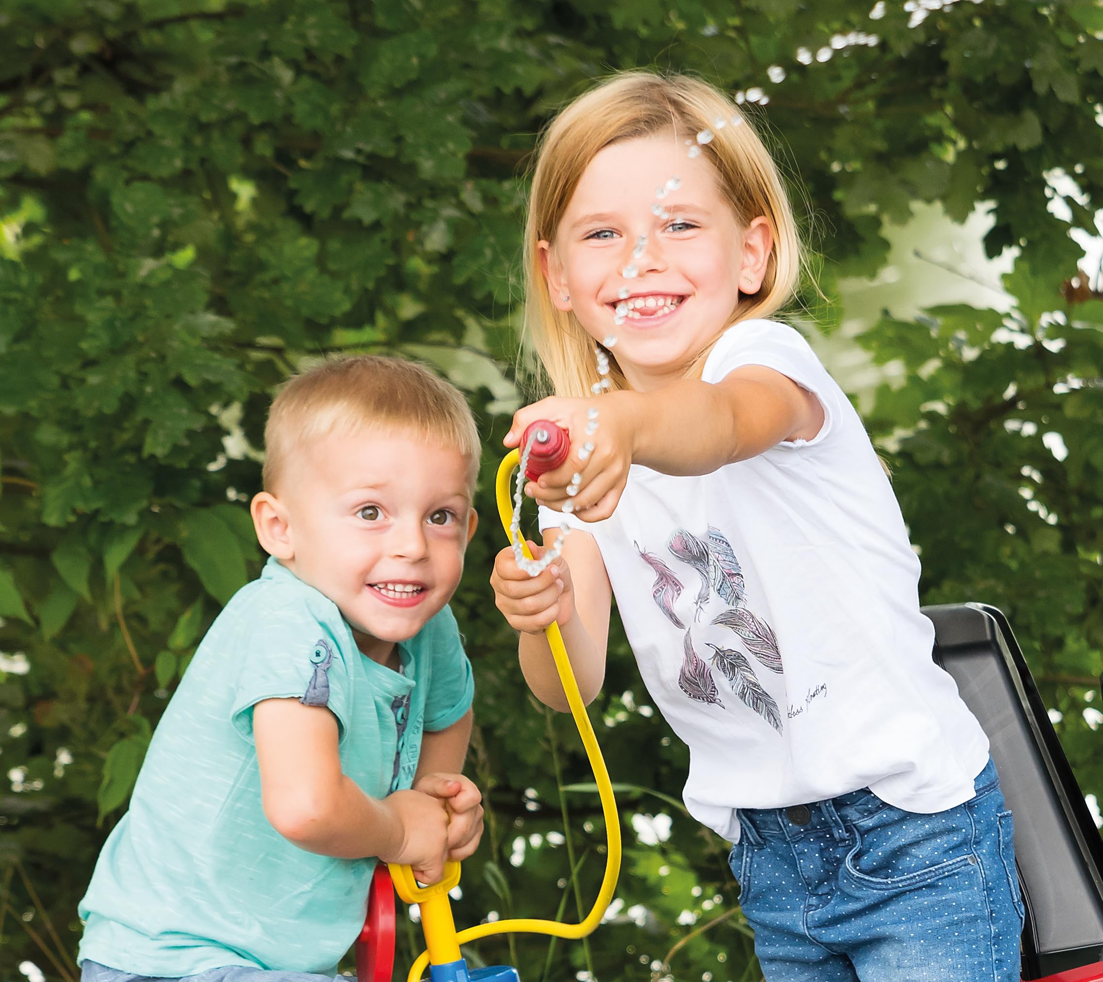 John Deere Water Tanker Toy for Kids - Realistic Farm Vehicle Play Set - Perfect for Outdoor and Indoor Pretend Play, Farm-Themed Birthday Gifts