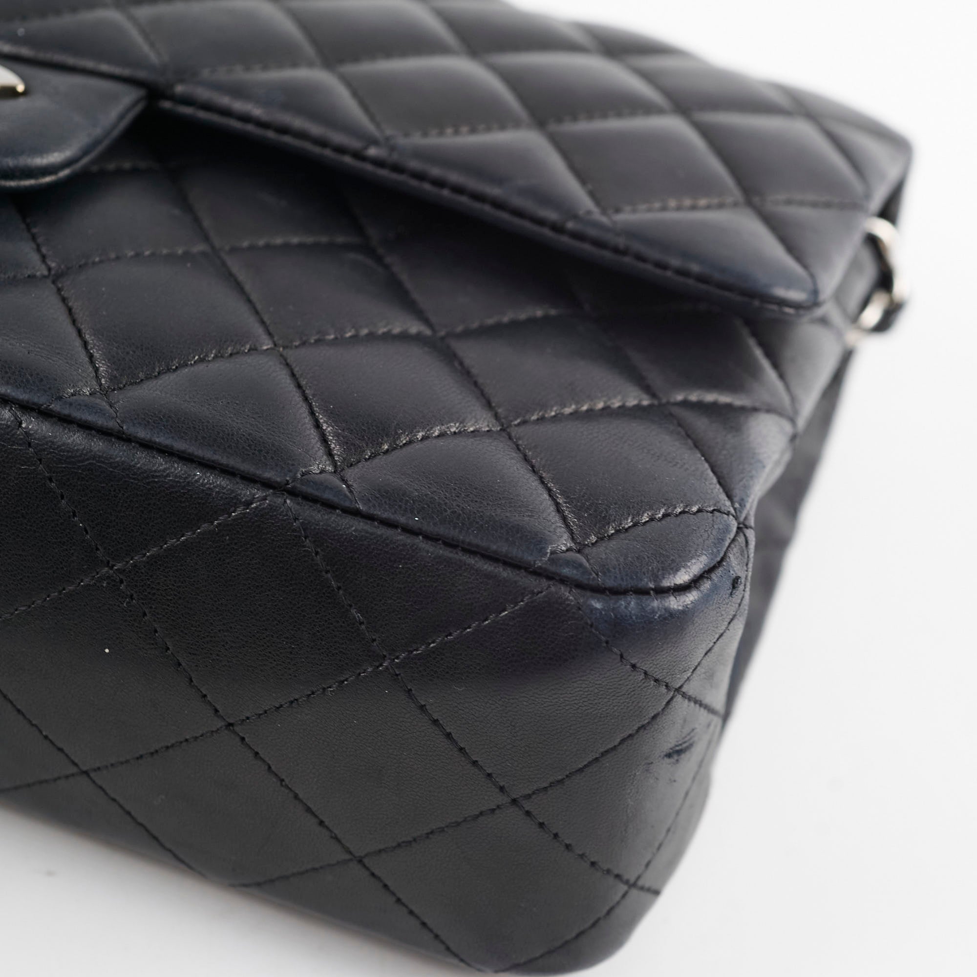 Chanel Medium M/L Classic Flap Bag in Black - Timeless Luxury Handbag for Women | Perfect for Evening Events, Date Nights & Special Occasions