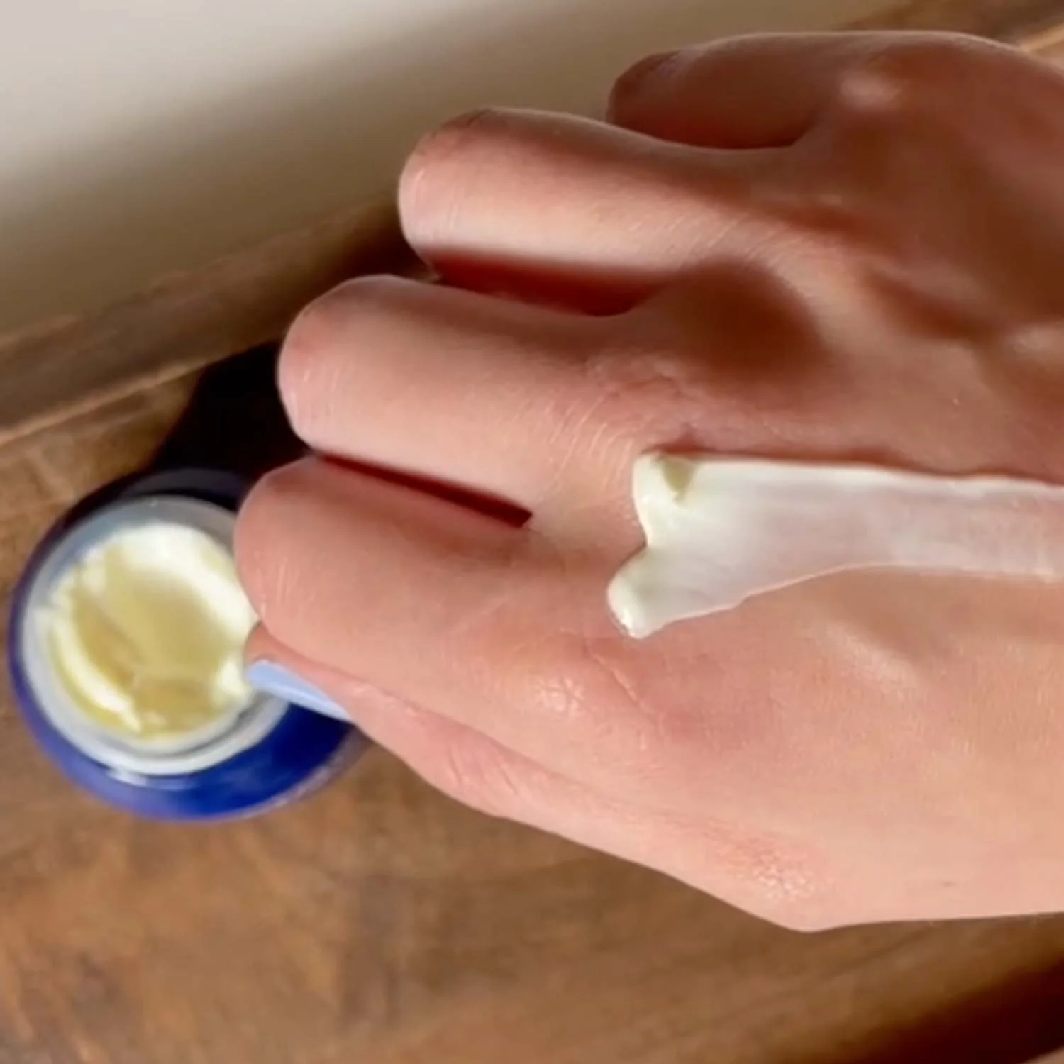 Naturopathica Manuka Honey Whipped Oil - Organic Skin Moisturizer for Dry & Sensitive Skin | Hydrating Face & Body Cream | Perfect for Night Routine & Daily Skincare