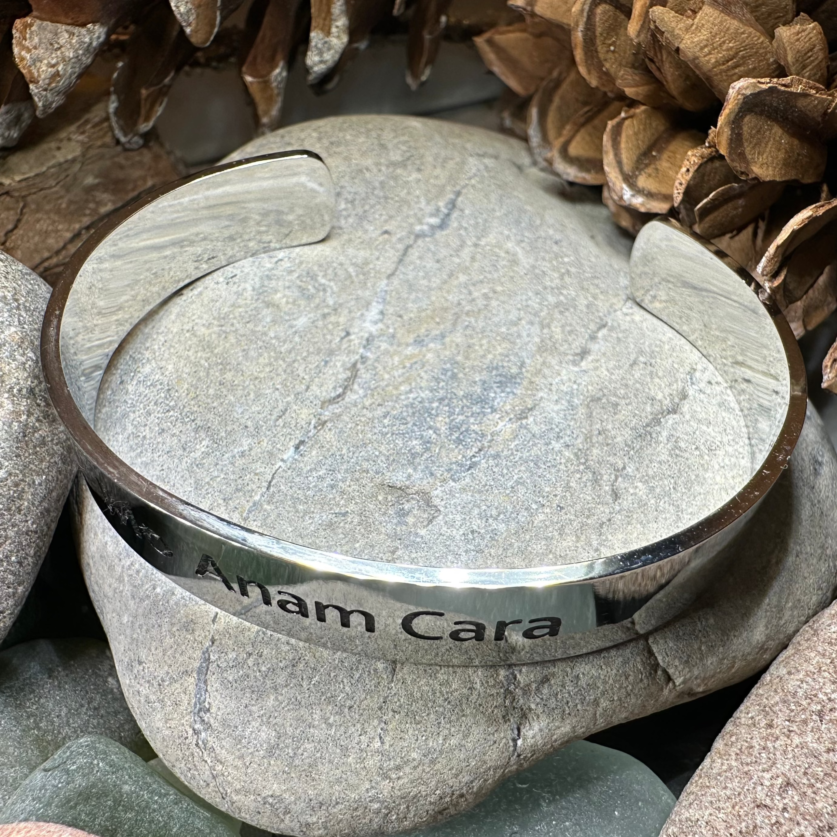 Gaelic Anam Cara Soulmate Cuff Bracelet - Celtic Friendship Jewelry for Women - Perfect Gift for Best Friends, Couples & Loved Ones (Wedding, Anniversary, Valentine's Day)