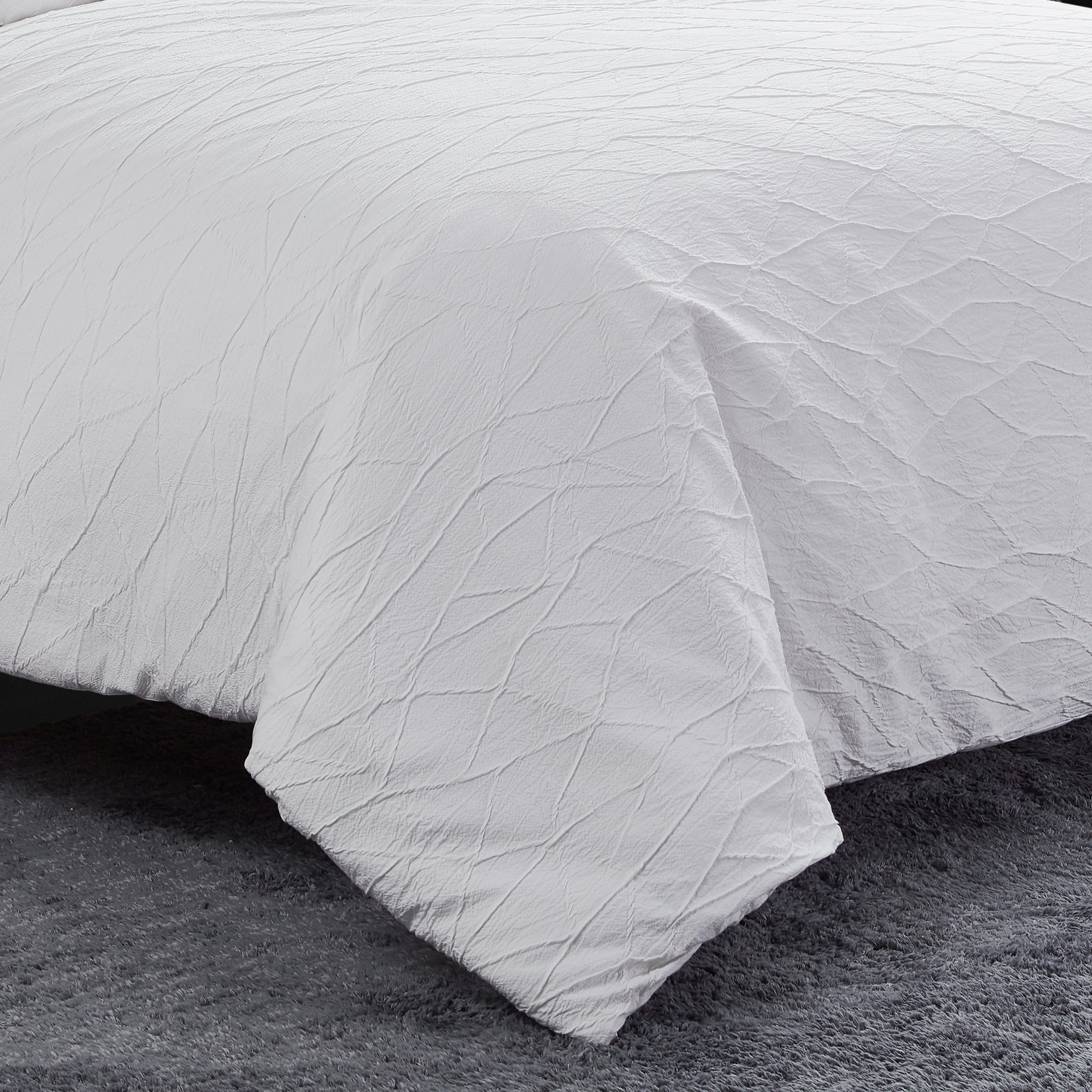 Vera Wang Queen Size Duvet Cover Set - Luxury Bedding with Button Closure, Soft Wrinkle-Resistant Fabric, Abstract Crinkle White Design for Elegant Bedroom Decor | Perfect for Master Bedrooms, Guest Rooms & Upscale Hotels