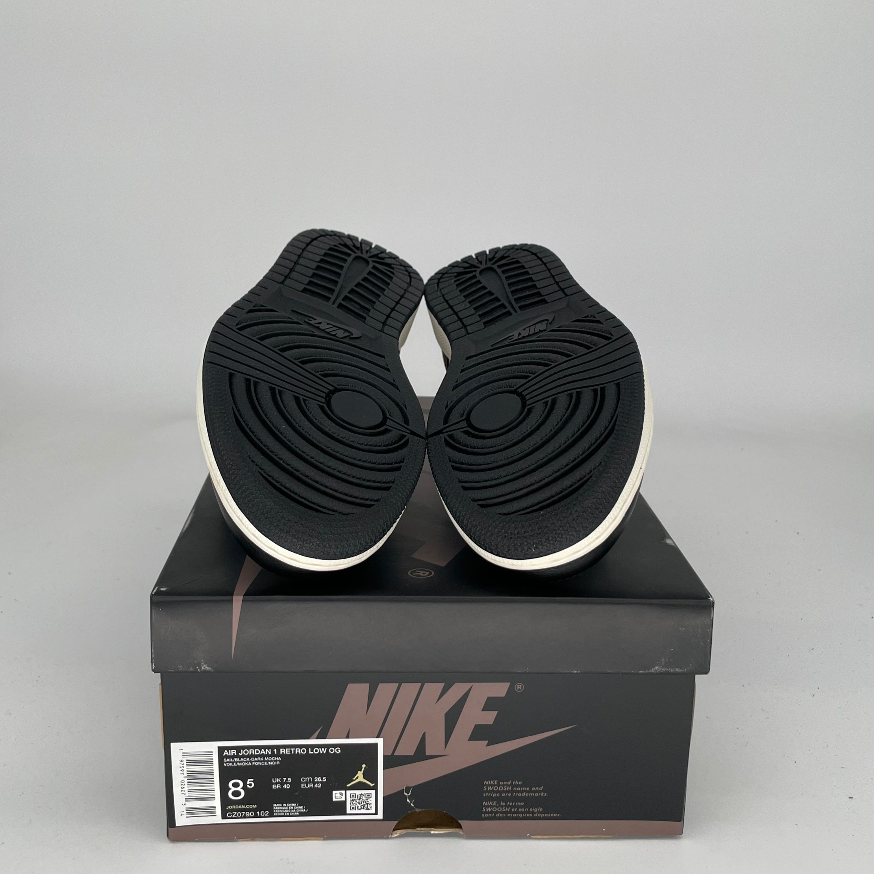 AIR JORDAN 1 LOW MOCHA Sneakers - Men's Size 8.5 (CZ0790-102) - Casual Streetwear & Basketball Shoes for Everyday Wear
