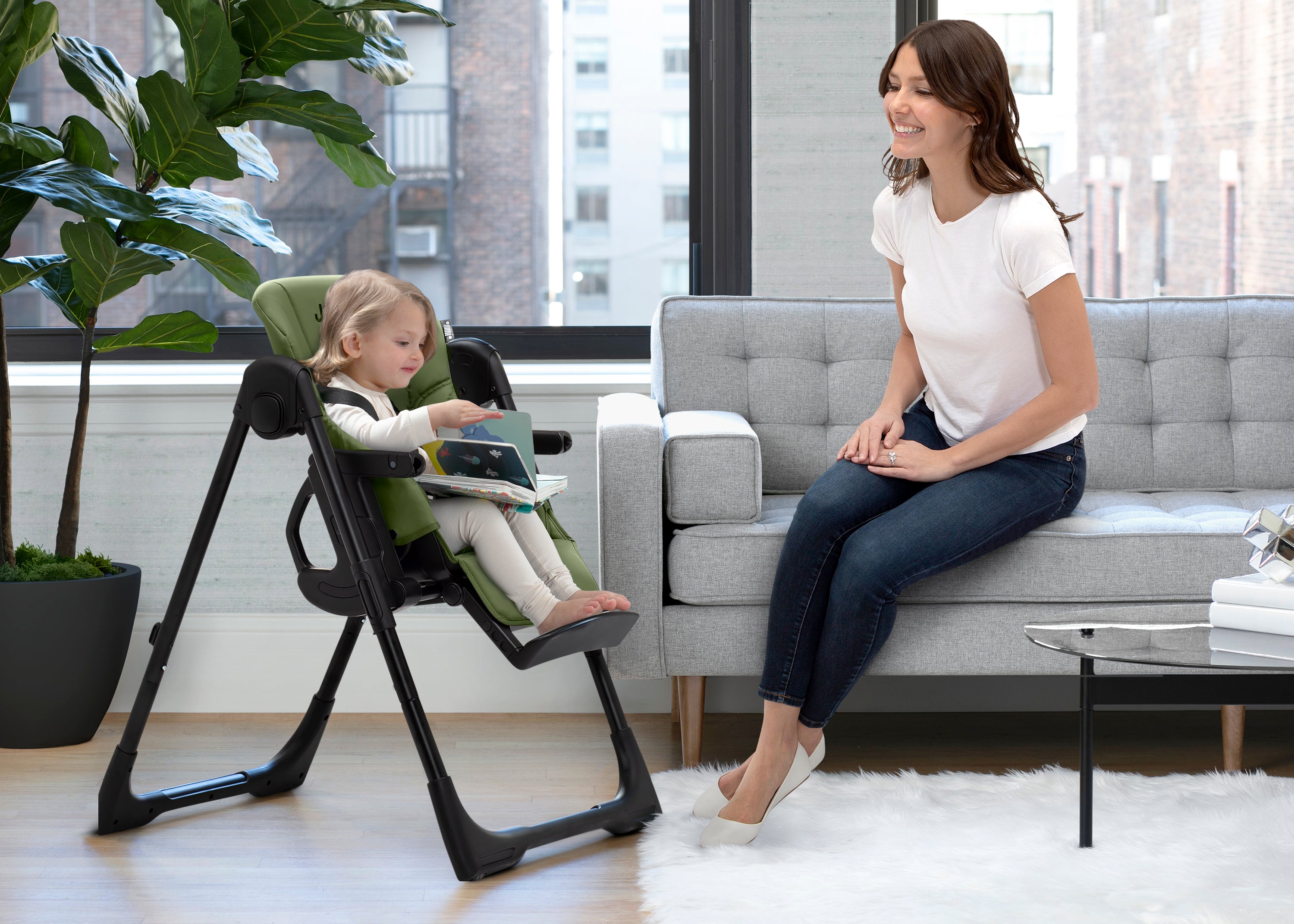 Jeep Classic Black Convertible 2 in 1 High Chair for Babies & Toddlers - Adjustable Height, Recline & Footrest - Perfect for Dining, Feeding & Playtime at Home or Restaurant