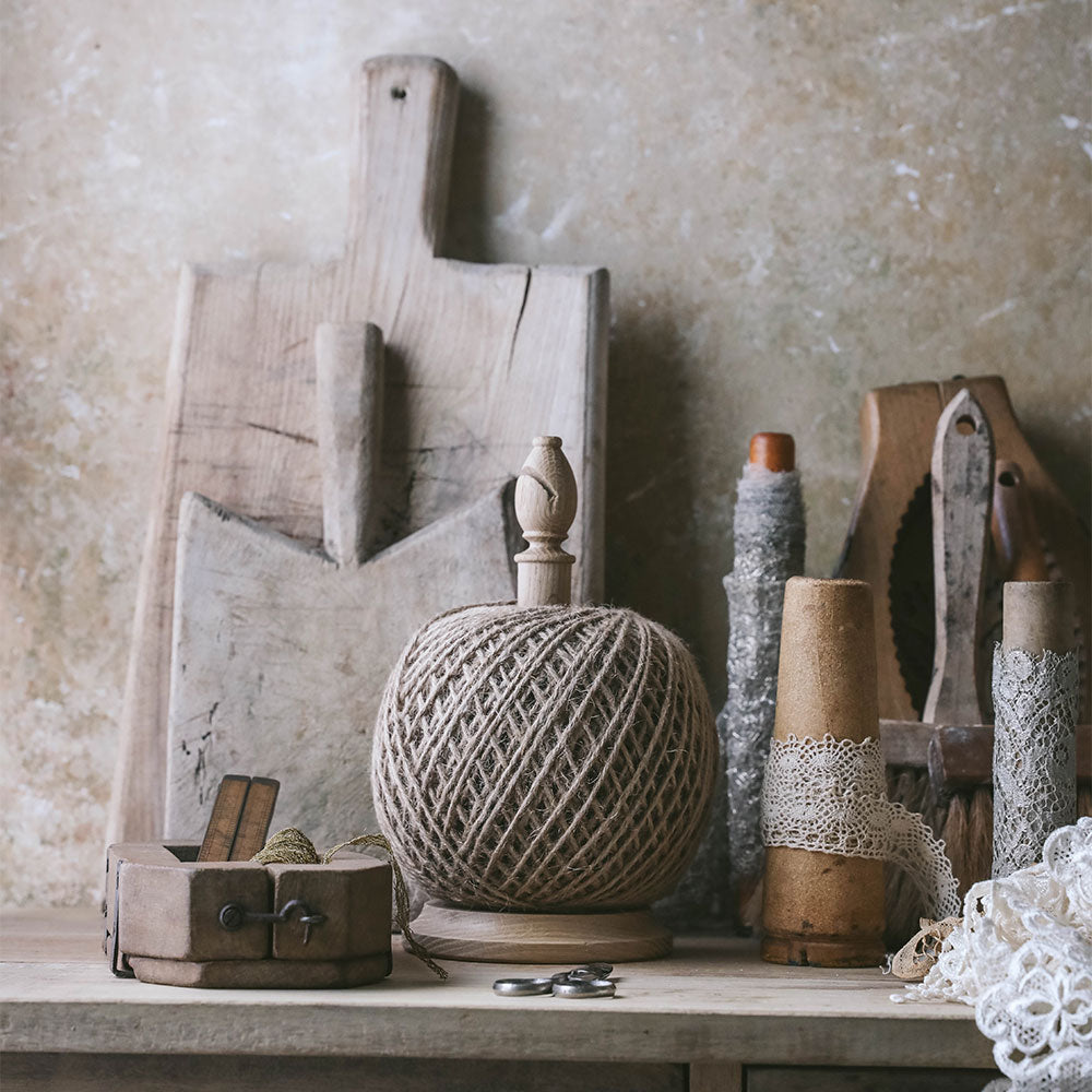 Premium Oak Twine Stand - Natural Wood Rope Holder for Crafting, Gift Wrapping & Home Decor | Perfect for DIY Projects, Scrapbooking & Farmhouse Style Decorations