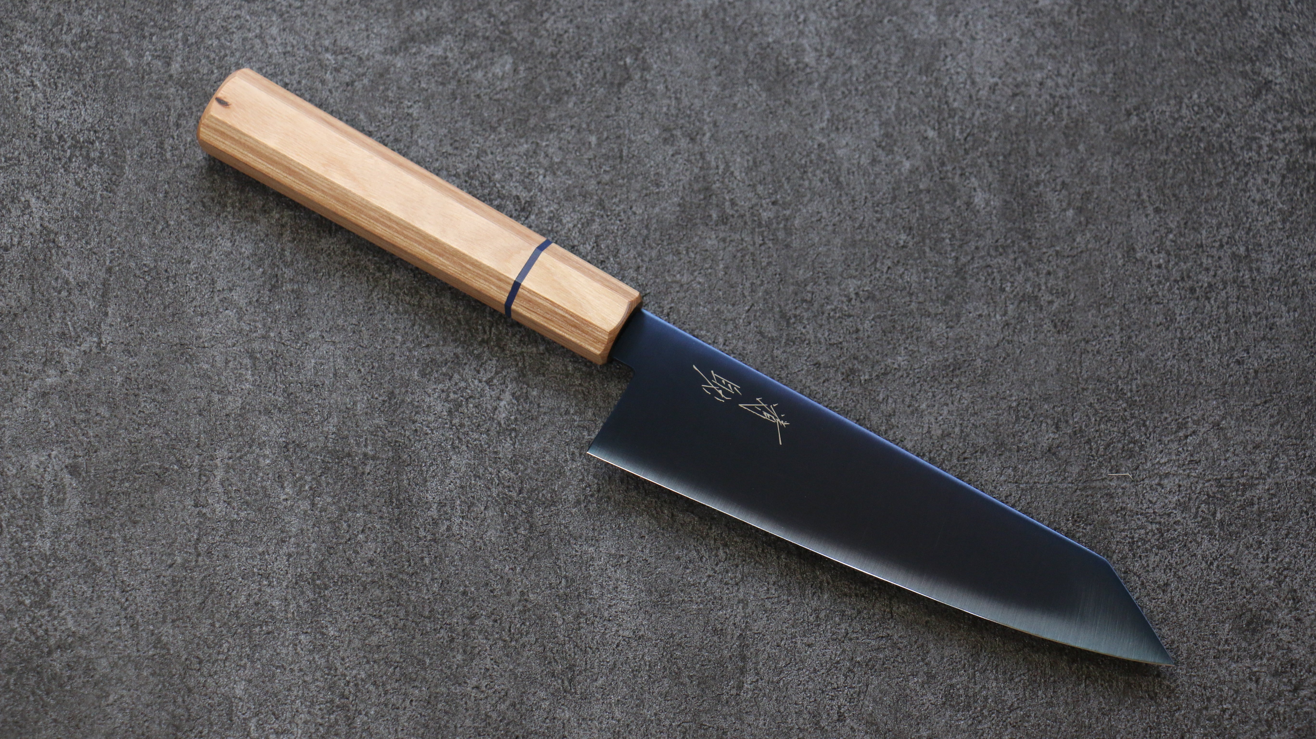 Seisuke SK 85 Kiritsuke Santoku Knife 180mm - Premium Ion Plating Blade with White Wood Handle - Perfect for Sushi, Vegetables & Precision Kitchen Tasks