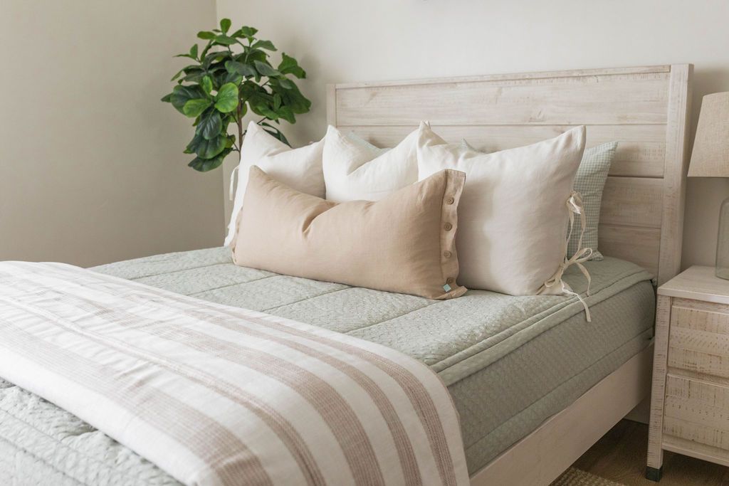 Chloe Luxe Beddy's - Ultra Soft & Cozy Bedding Set for Women & Girls | Perfect for Winter Nights, Sleepovers & Relaxation