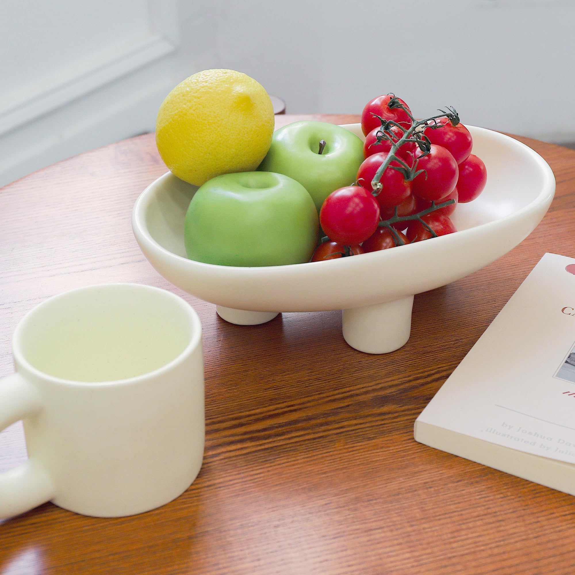 10 Inch Ceramic Fruit Bowl with Three Legs - Elegant Oval Kitchen Countertop Decor, Large Candy & Key Bowl for Dining Table, Living Room, and Home Décor (Crème) - Perfect for Entertaining & Daily Use