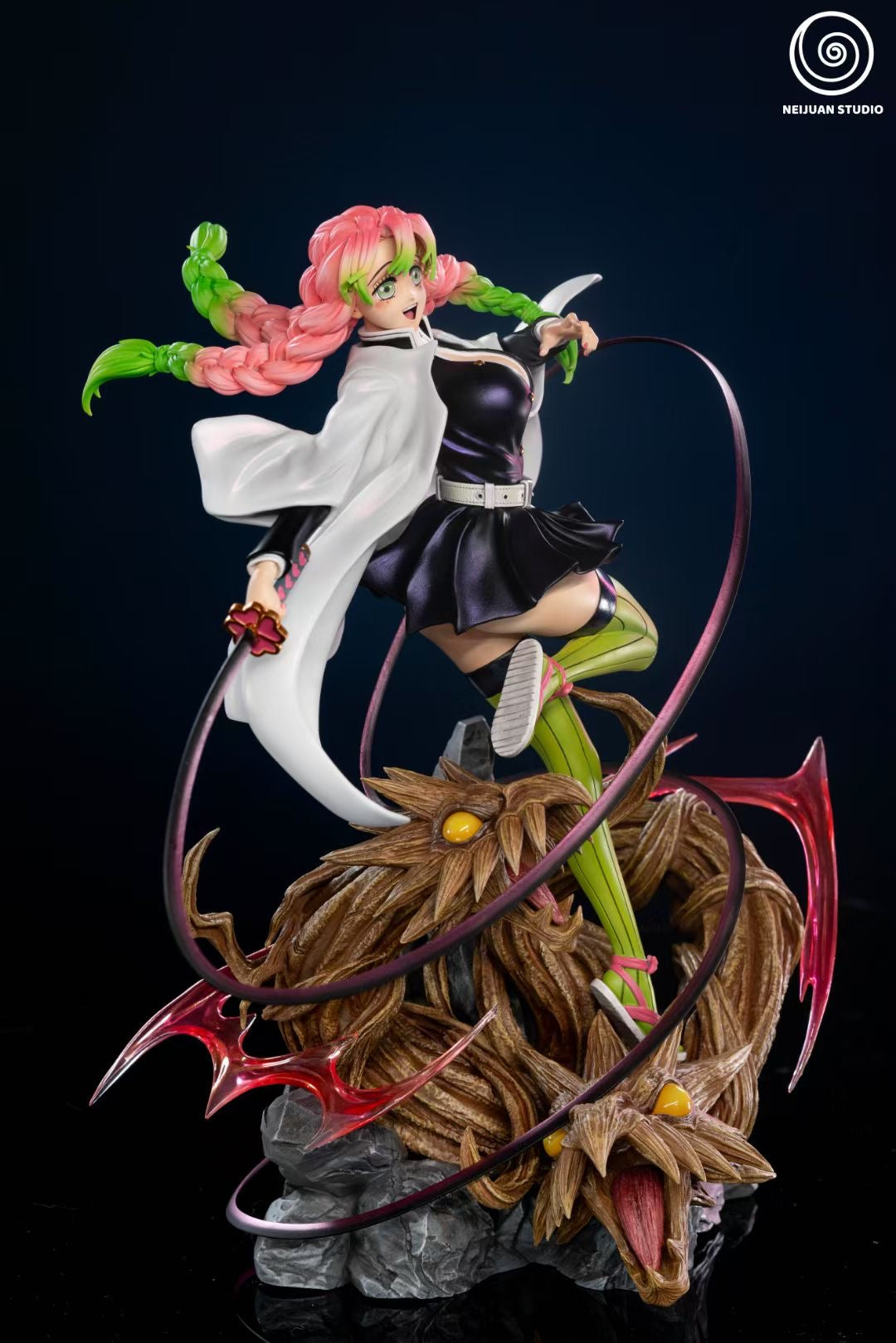 Love Hashira Kanroji Mitsuri Anime Figure - NeiJuan Studio Collectible for Demon Slayer Fans | Perfect for Home Decor, Office Display, and Anime Gift