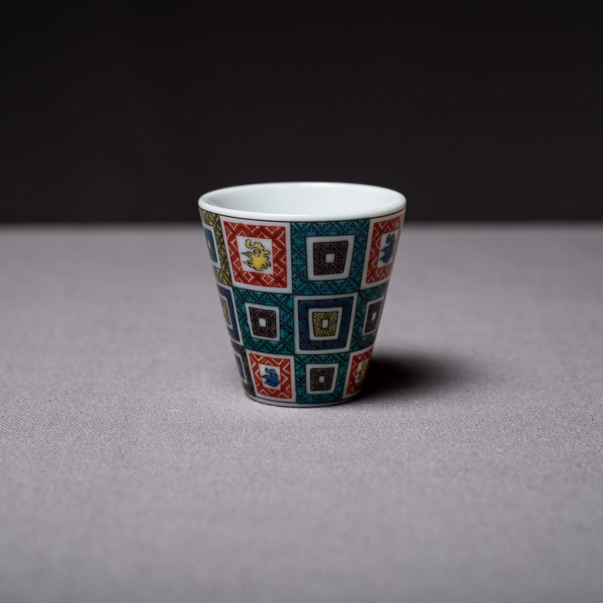 Kutani Design x Wakasa Porcelain Sake Cup Set - 30 Unique Japanese Ceramic Drinking Cups for Sake, Tea & Cocktails - Traditional Handcrafted Japanese Tea Ceremony & Home Bar Accessories