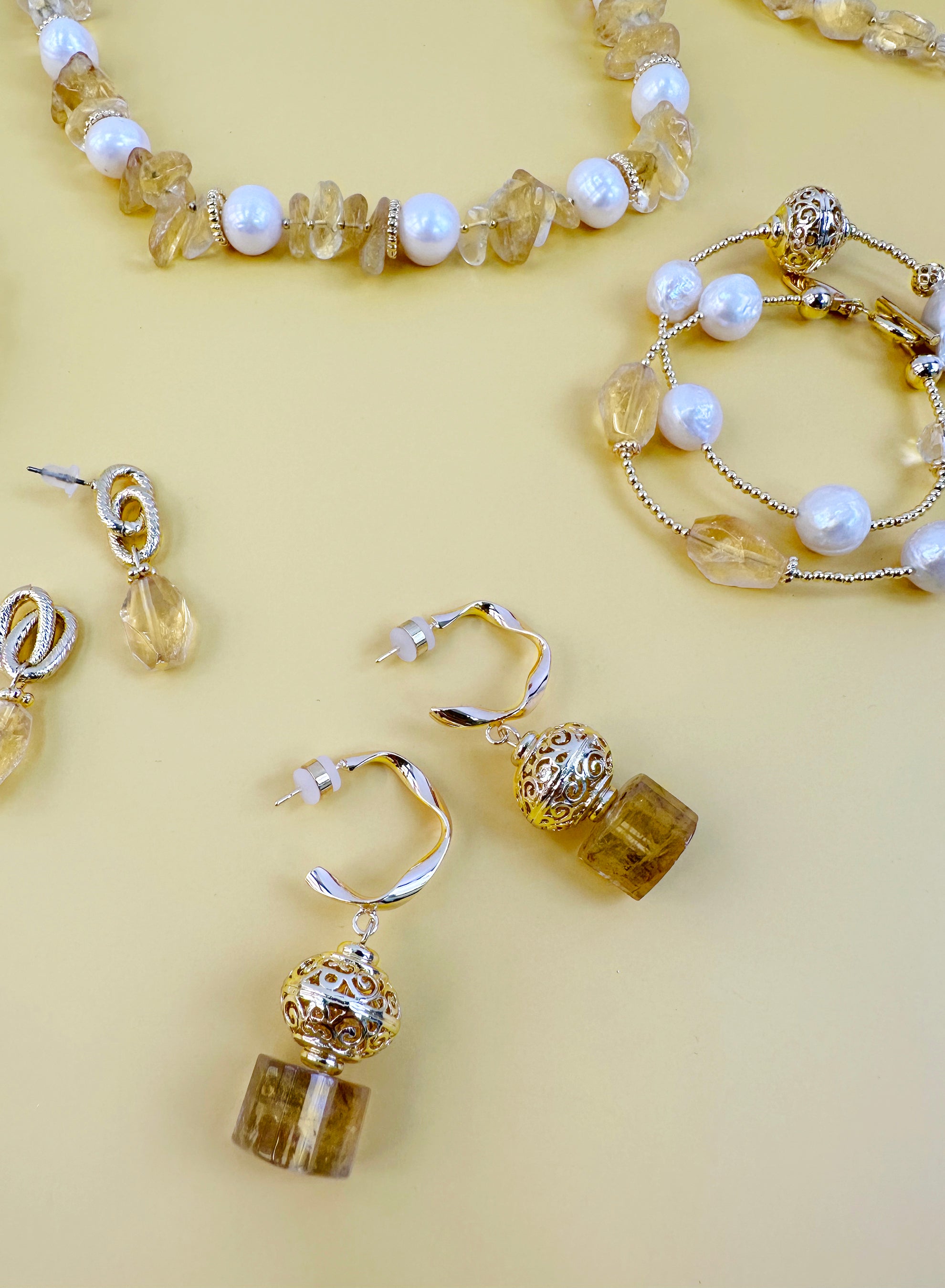 Vintage Style Citrine Dangle Hook Earrings JE013 - Elegant Bohemian Jewelry for Women, Perfect for Parties, Weddings & Everyday Wear