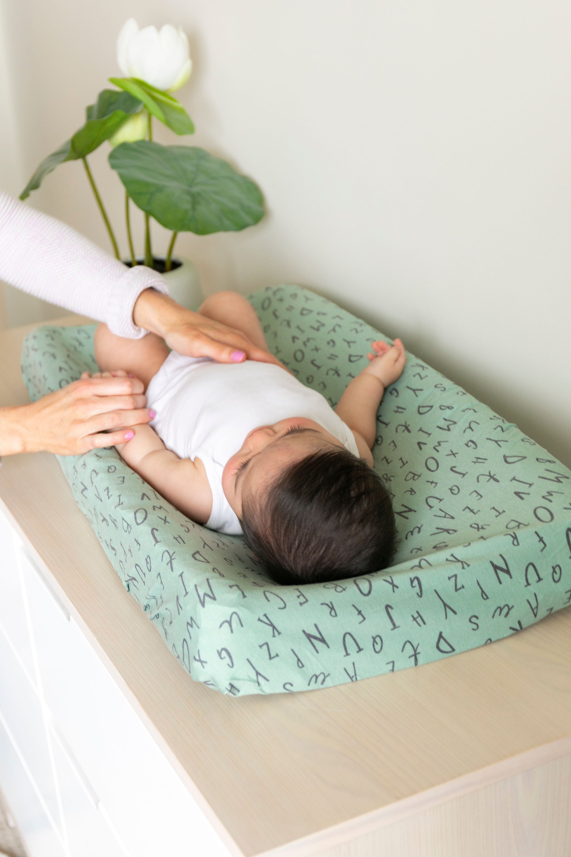 Premium Soft Knit Diaper Changing Pad Cover - Breathable & Washable Baby Changing Mat Cover for Nursery, Travel & On-the-Go - Organic Cotton Baby Essentials (Grey)