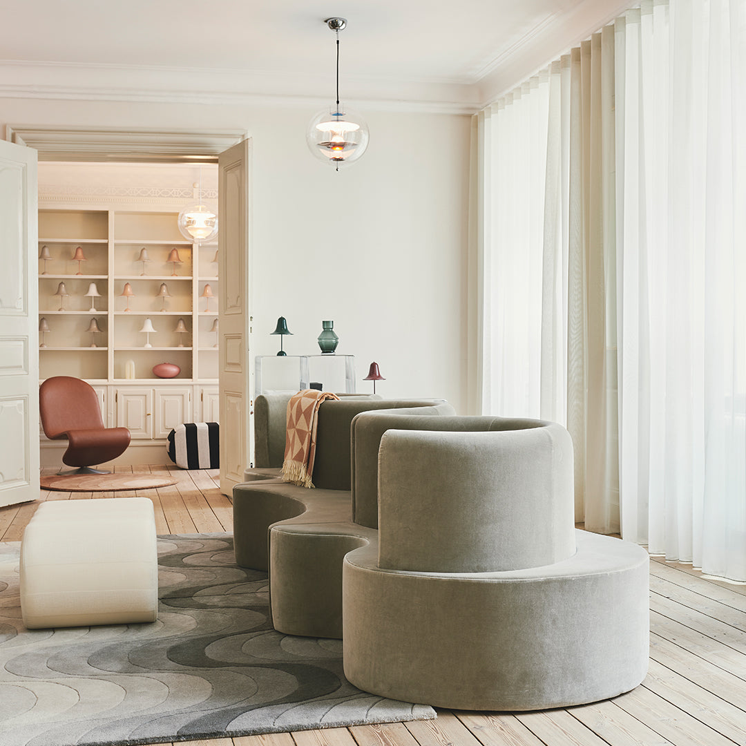 Cloverleaf Modular Sectional Sofa - Customizable Living Room Furniture for Modern Home & Office Use