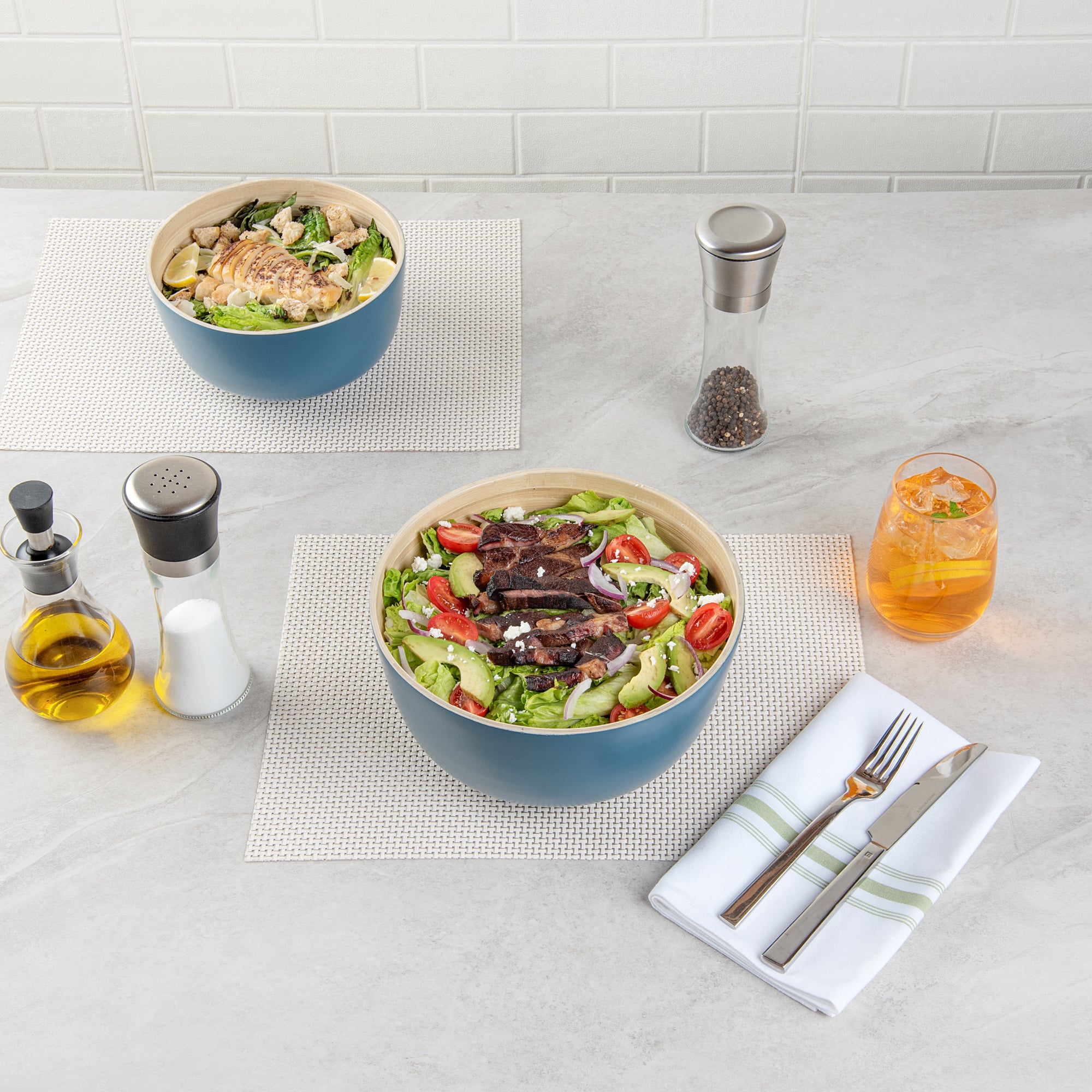 Bambuddha 25 oz Round Blue Spun Bamboo Salad Bowl - 9.5