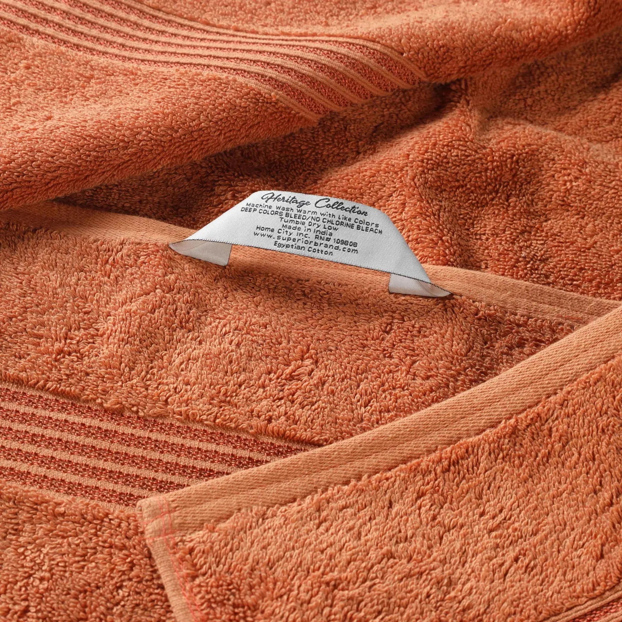 Premium Egyptian Cotton Bath Towels Set of 4 - Ultra Soft & Highly Absorbent Luxury Towels for Spa, Hotel & Home Use